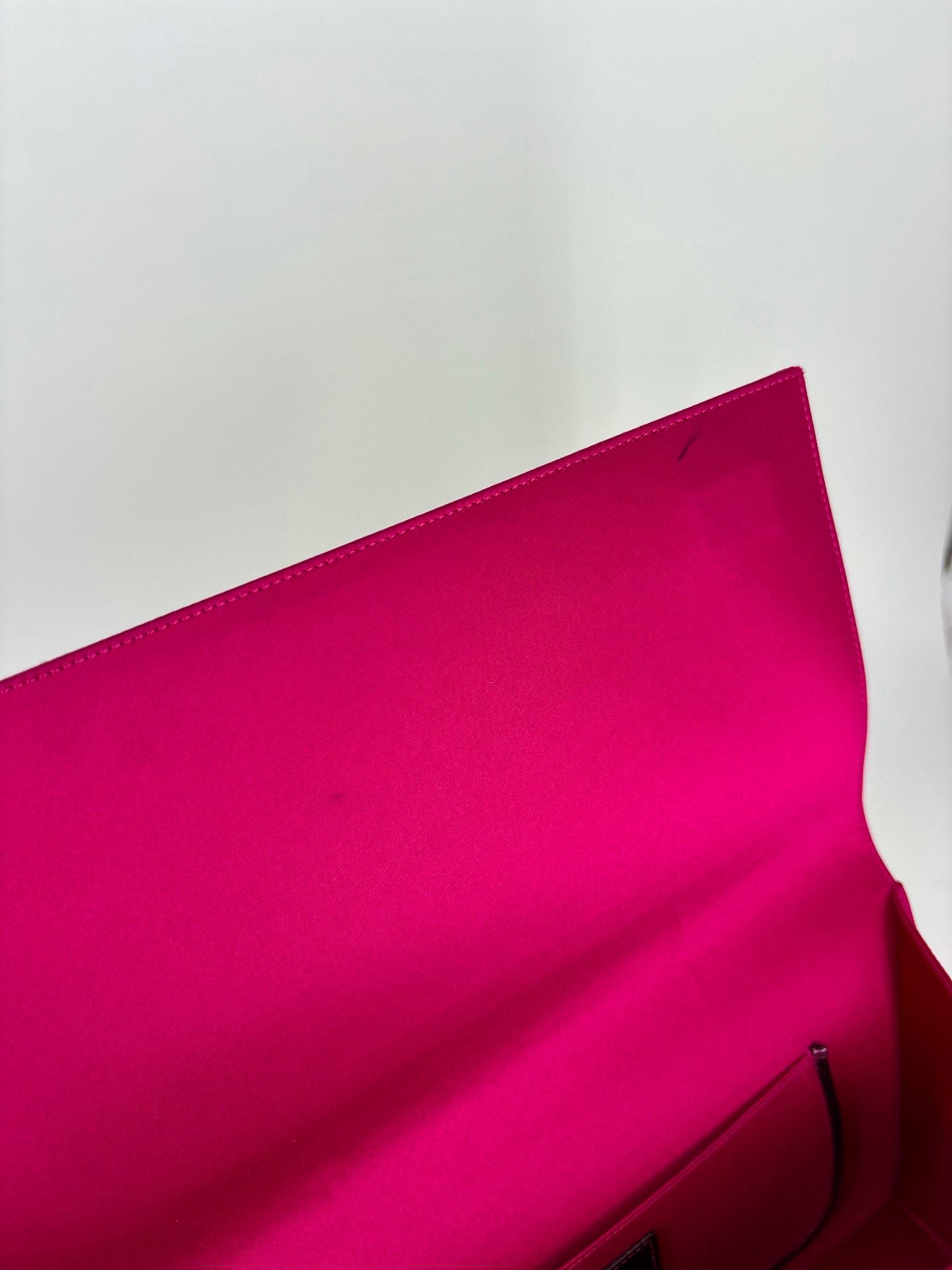 Pochette Renaud Pellegrino intégralement pailletée – Sac de soirée 28 × 12 cm-8
