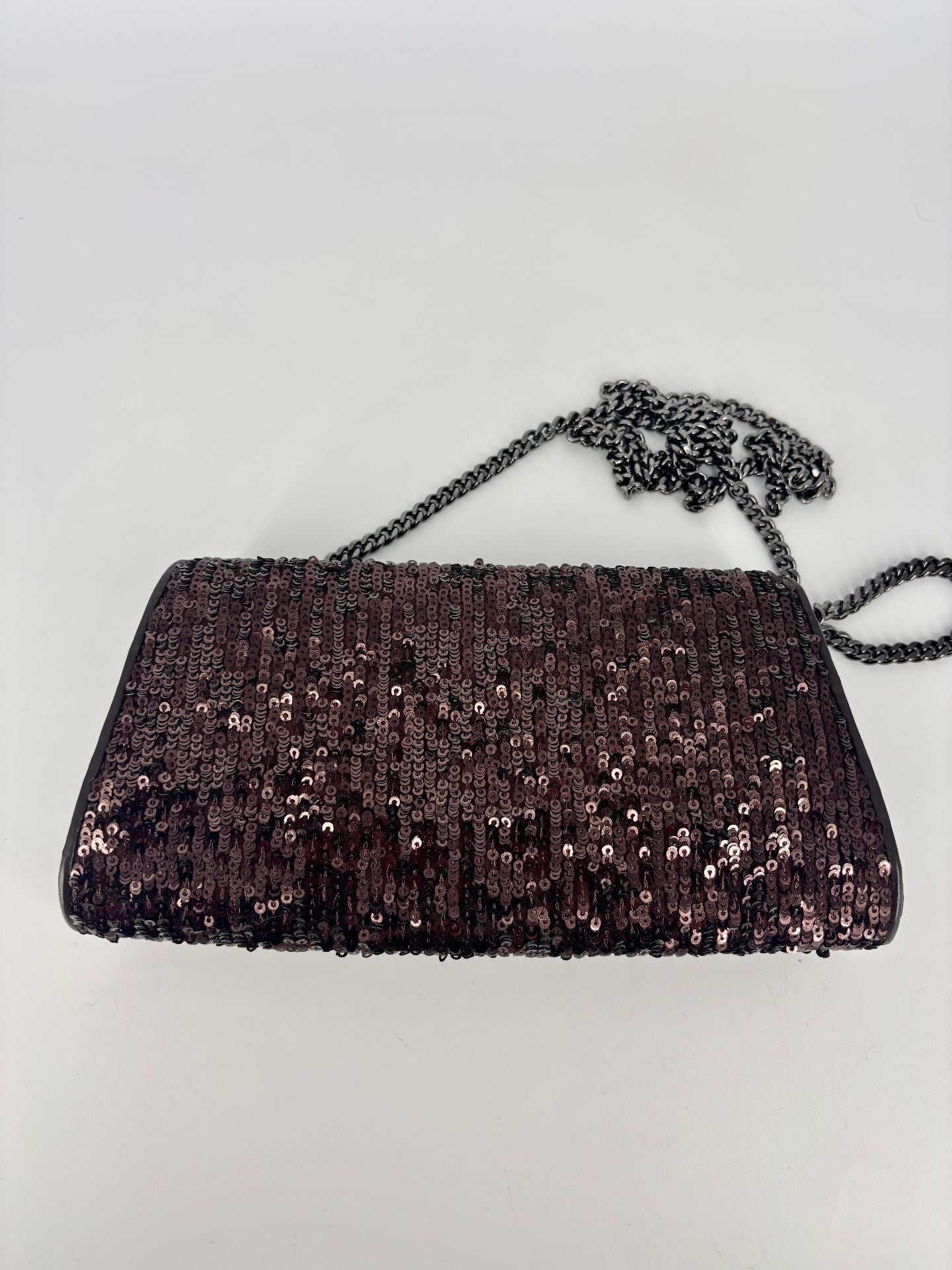 Pochette Akris Anouk Mini Clutch tissu pailleté bordeaux chaîne détachable – 20 × 11 cm-5