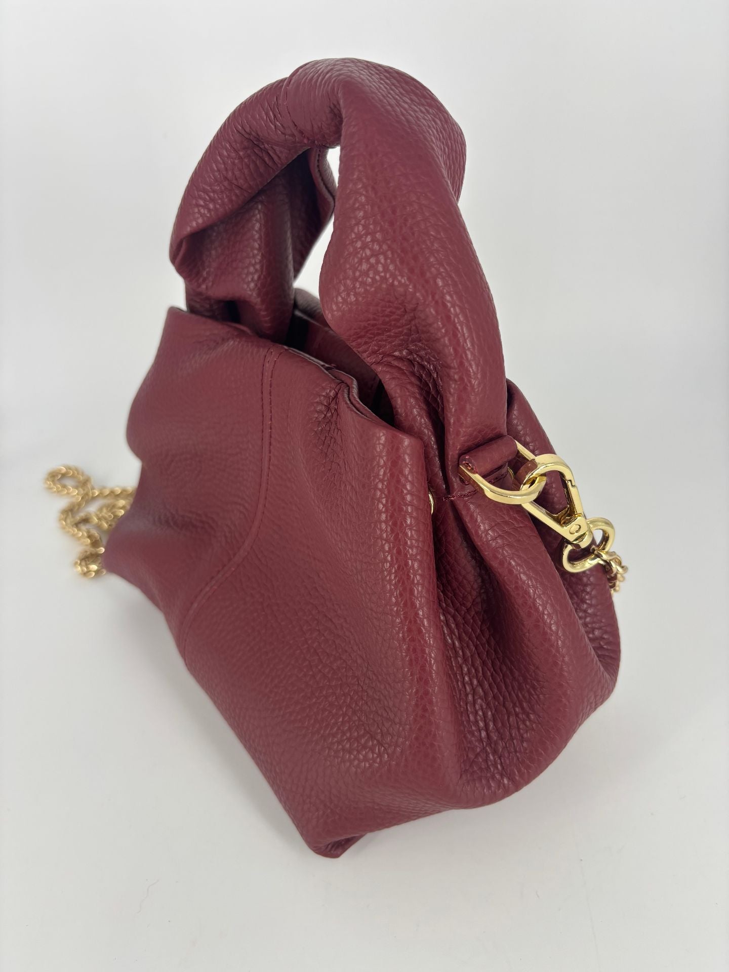 Sac Notari cuir grainé bordeaux rabat bouton pression doré doublure rouge – 23 × 21 cm-4