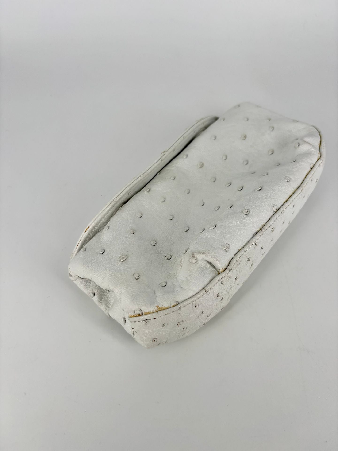 Pochette Akris cuir d'autruche véritable blanc rabat – 20x10 cm-5