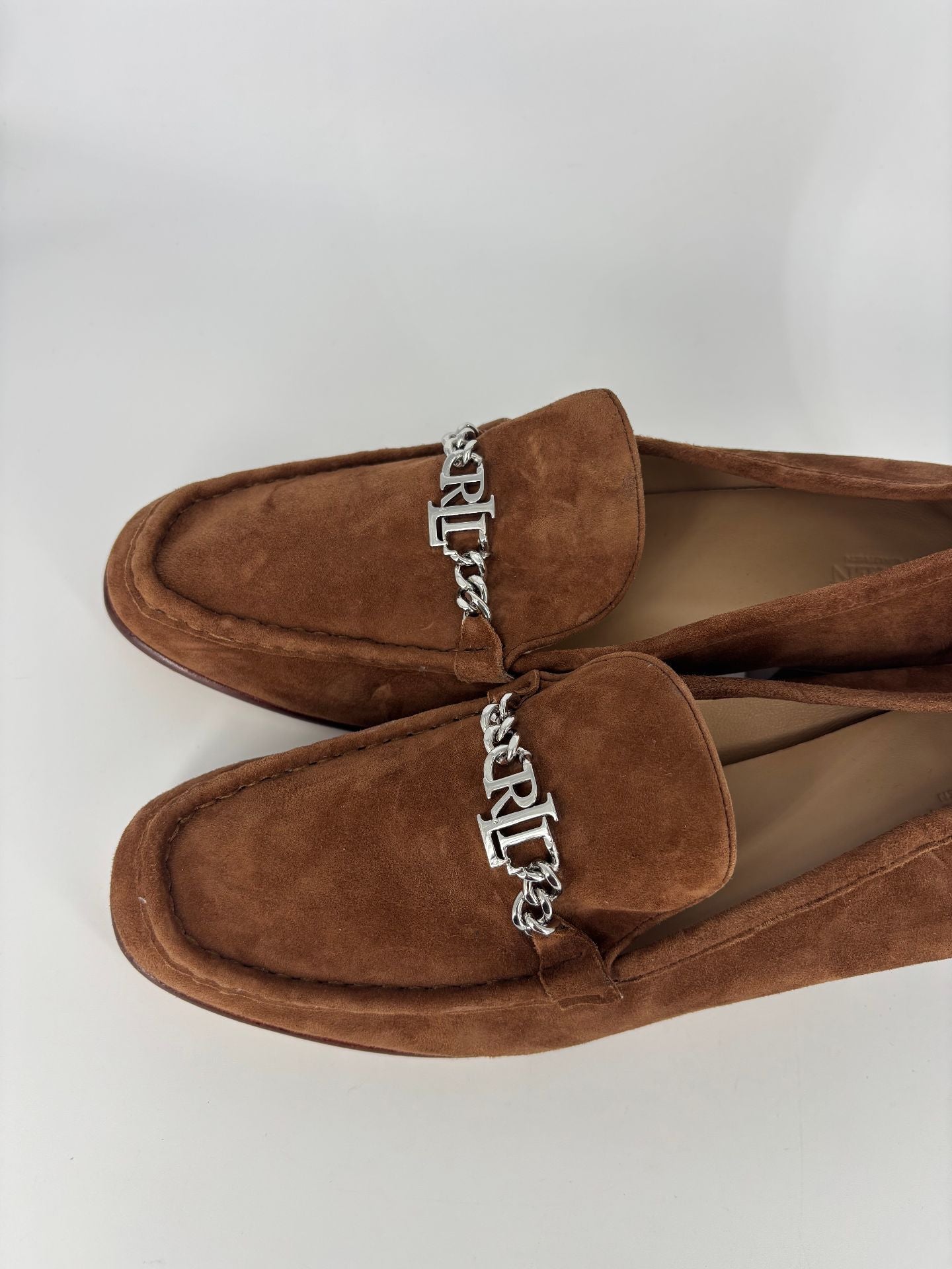 Mocassins Lauren Ralph Lauren daim camel chaîne argentée – Taille 42-3