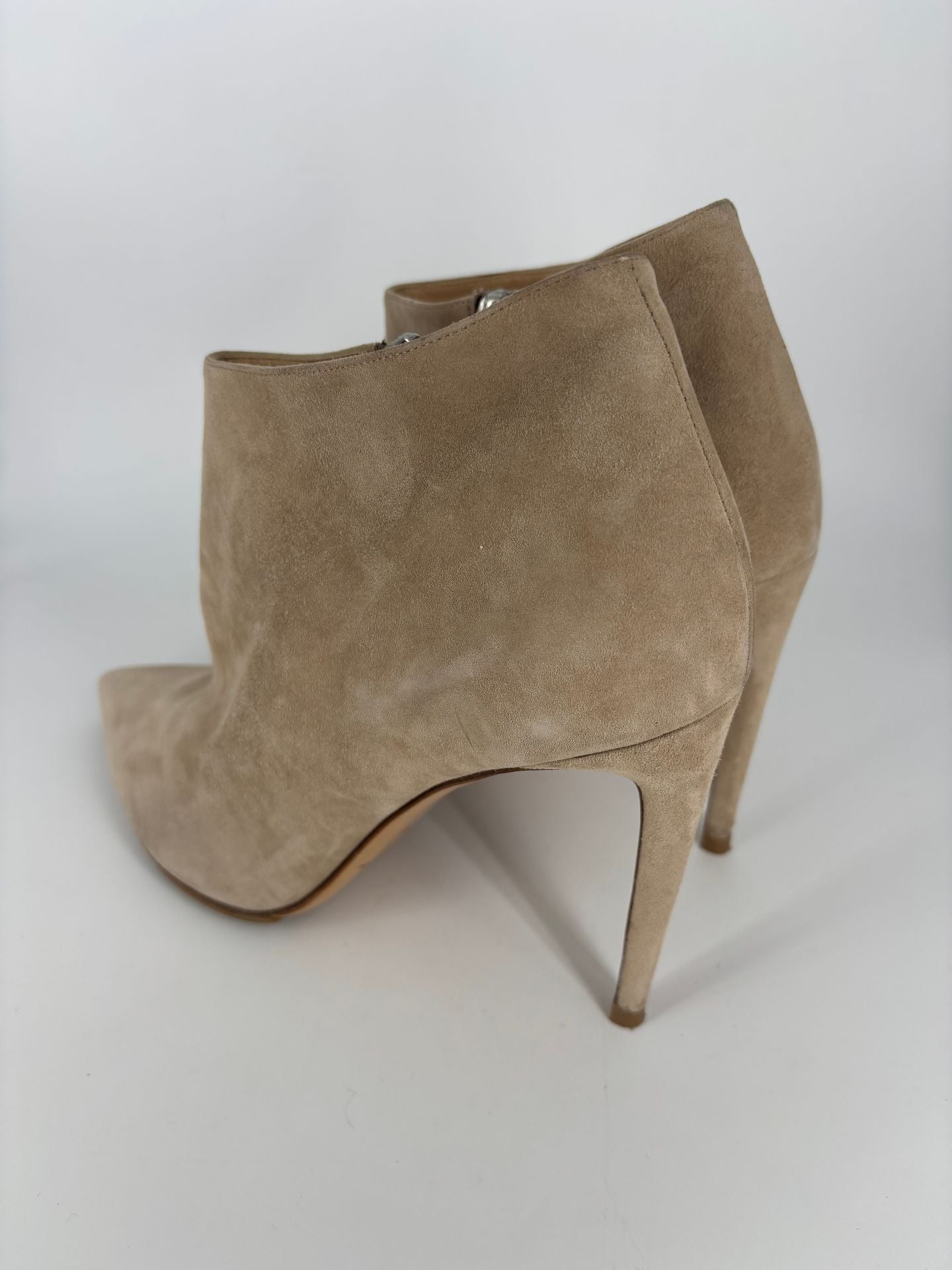 Bottines Ralph Lauren daim taupe bout pointu talon aiguille – T.41-2