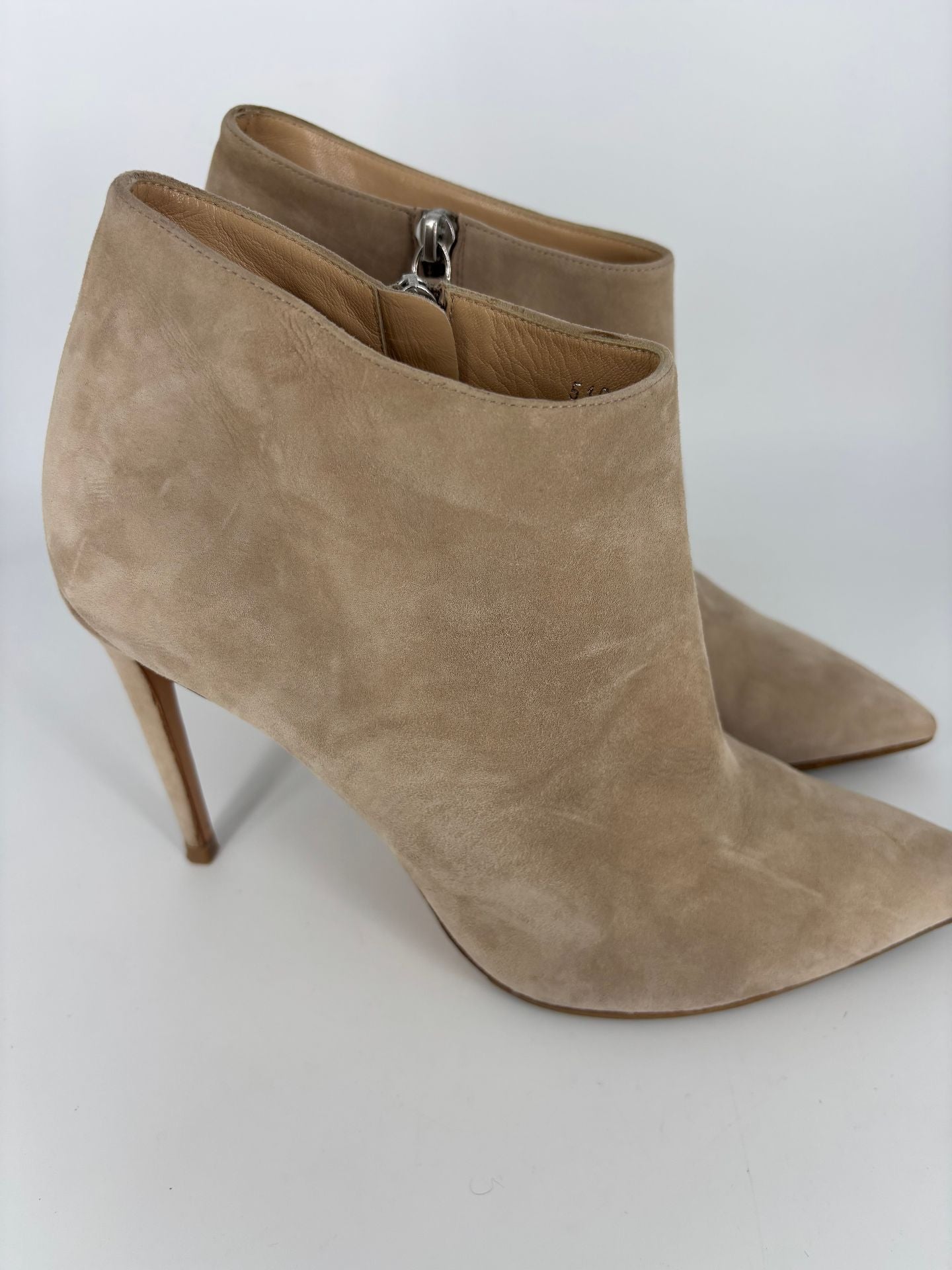 Bottines Ralph Lauren daim taupe bout pointu talon aiguille – T.41-6