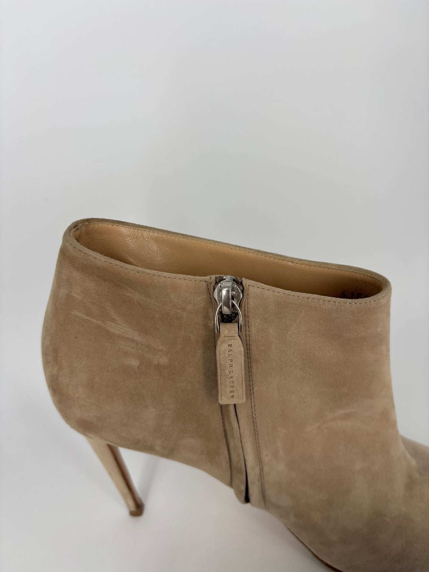 Bottines Ralph Lauren daim taupe bout pointu talon aiguille – T.41-8