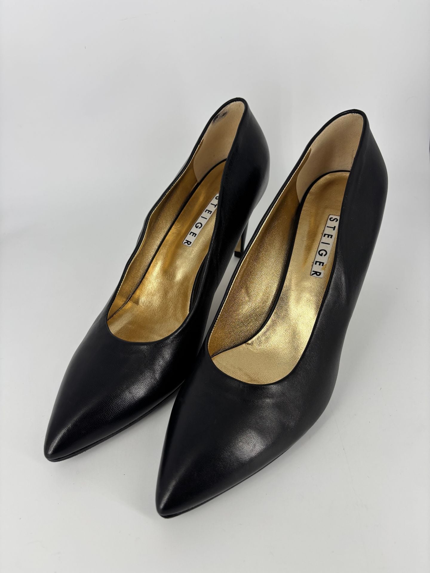 Escarpins Steiger cuir véritable noir bout pointu talon fin doublure cuir doré – T.41-2