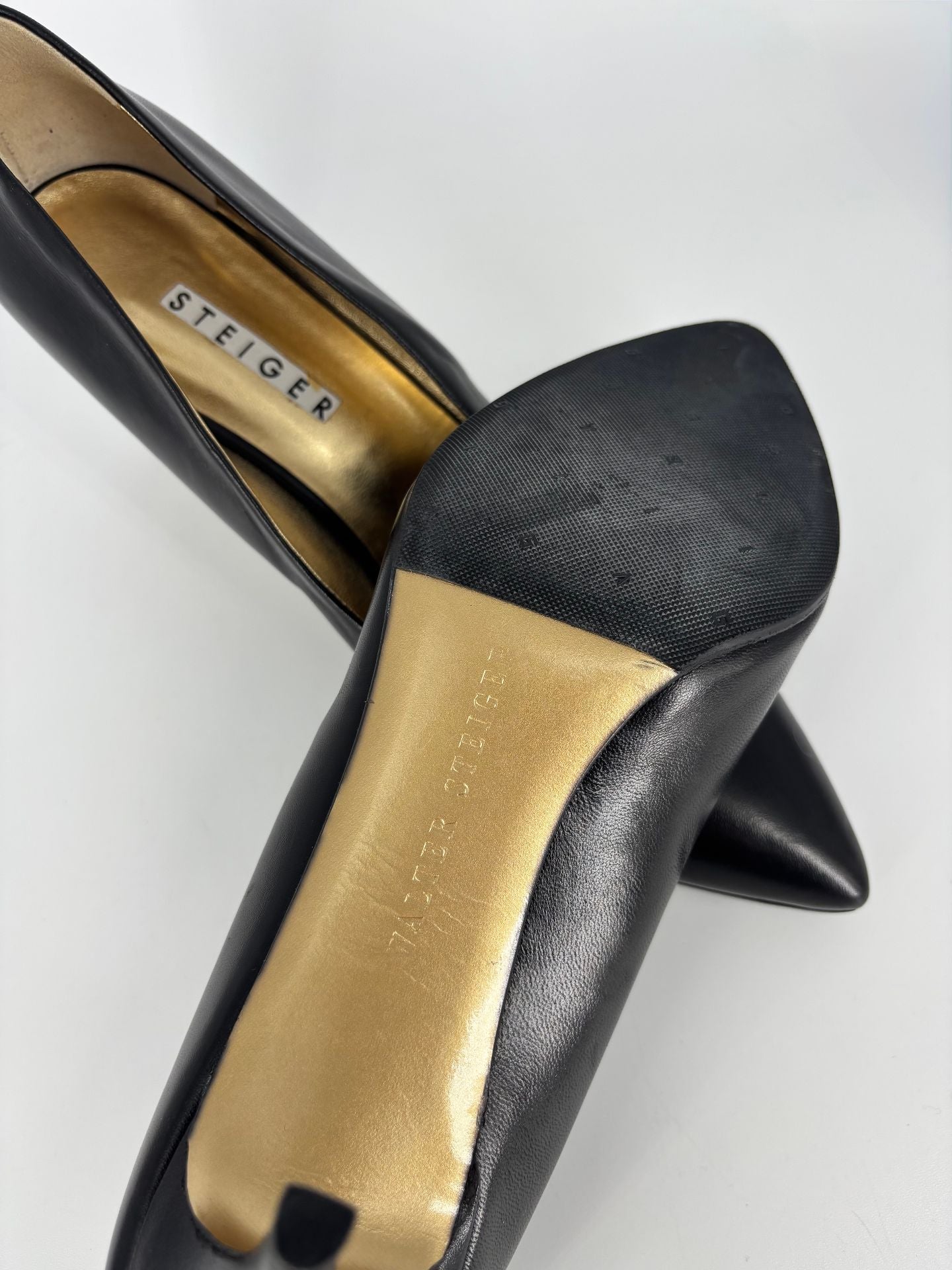 Escarpins Steiger cuir véritable noir bout pointu talon fin doublure cuir doré – T.41-8