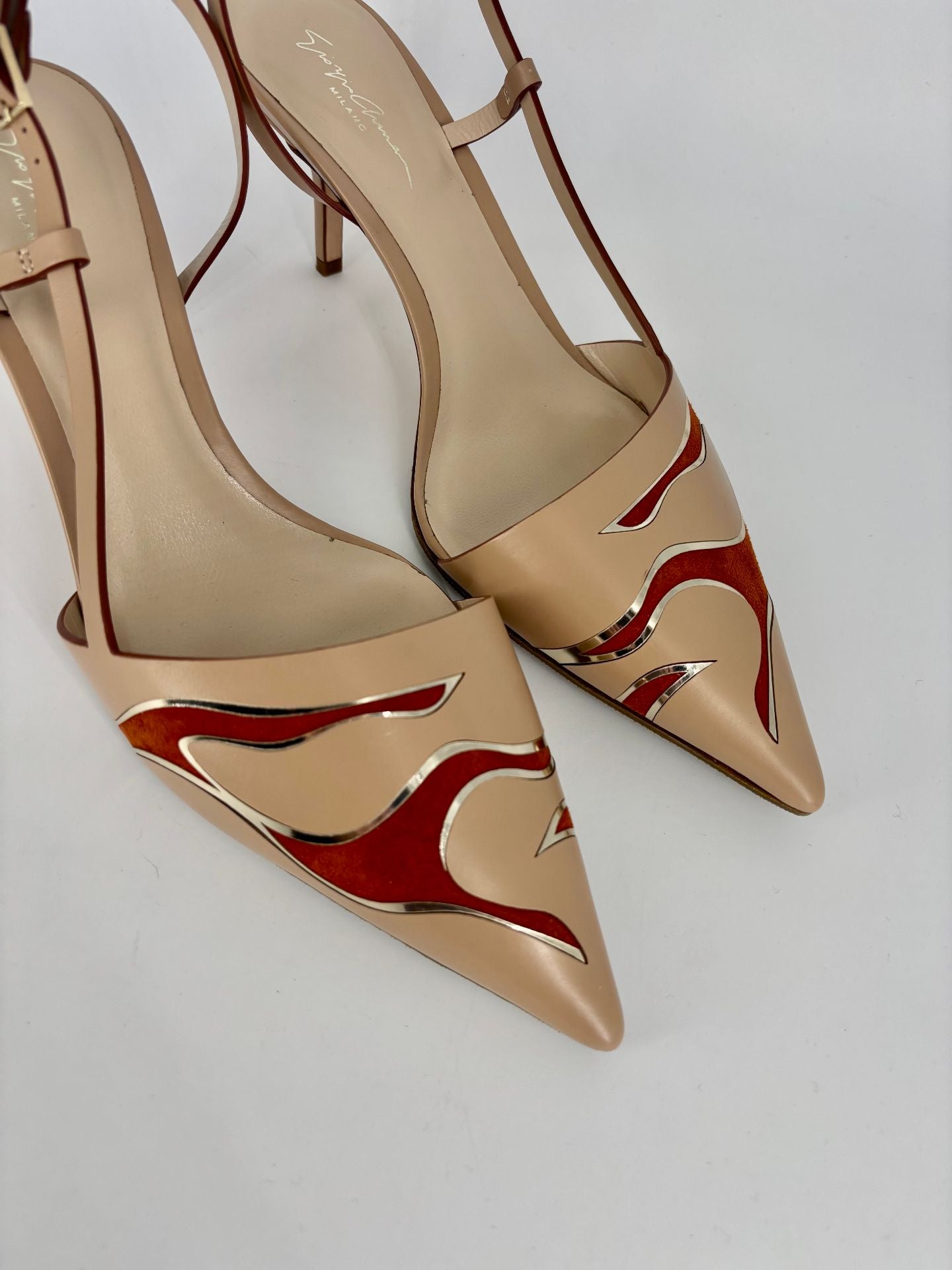 Escarpins Giorgio Armani cuir beige motif animalier daim bordures miroir stiletto – T.42-4