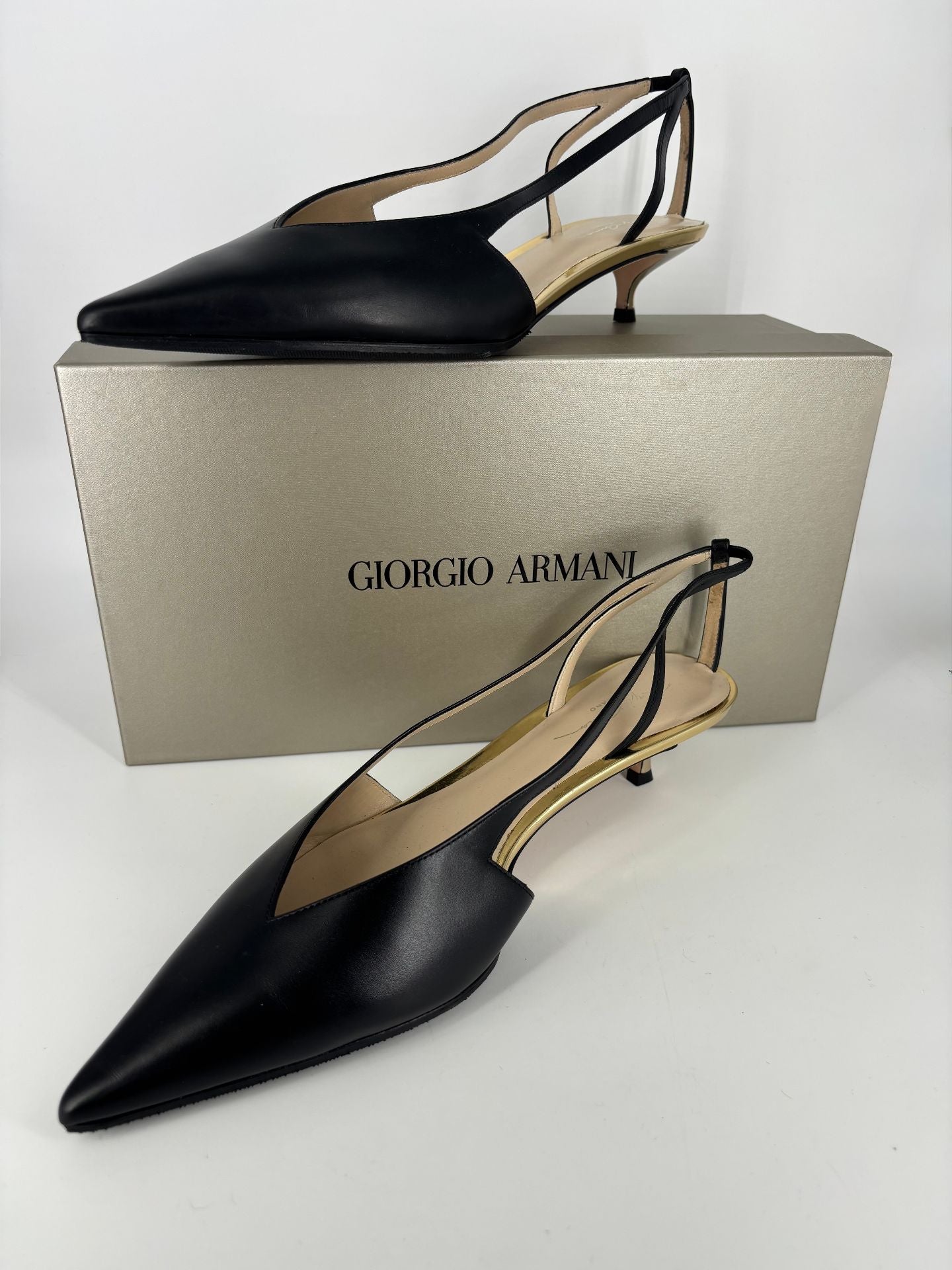 Escarpins Giorgio Armani cuir veau noir empiècements miroir argenté découpes – T.42-2