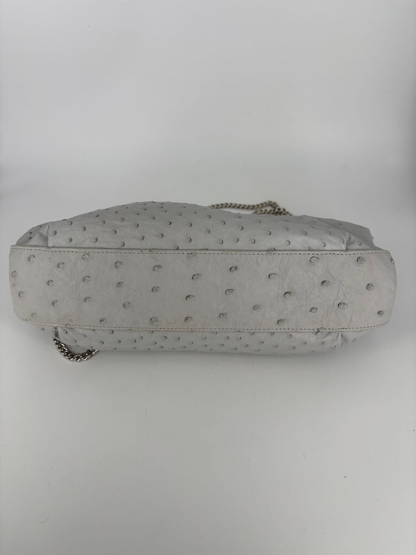 Sac Akris cuir d'autruche gris clair chaîne amovible – 30x17 cm-5