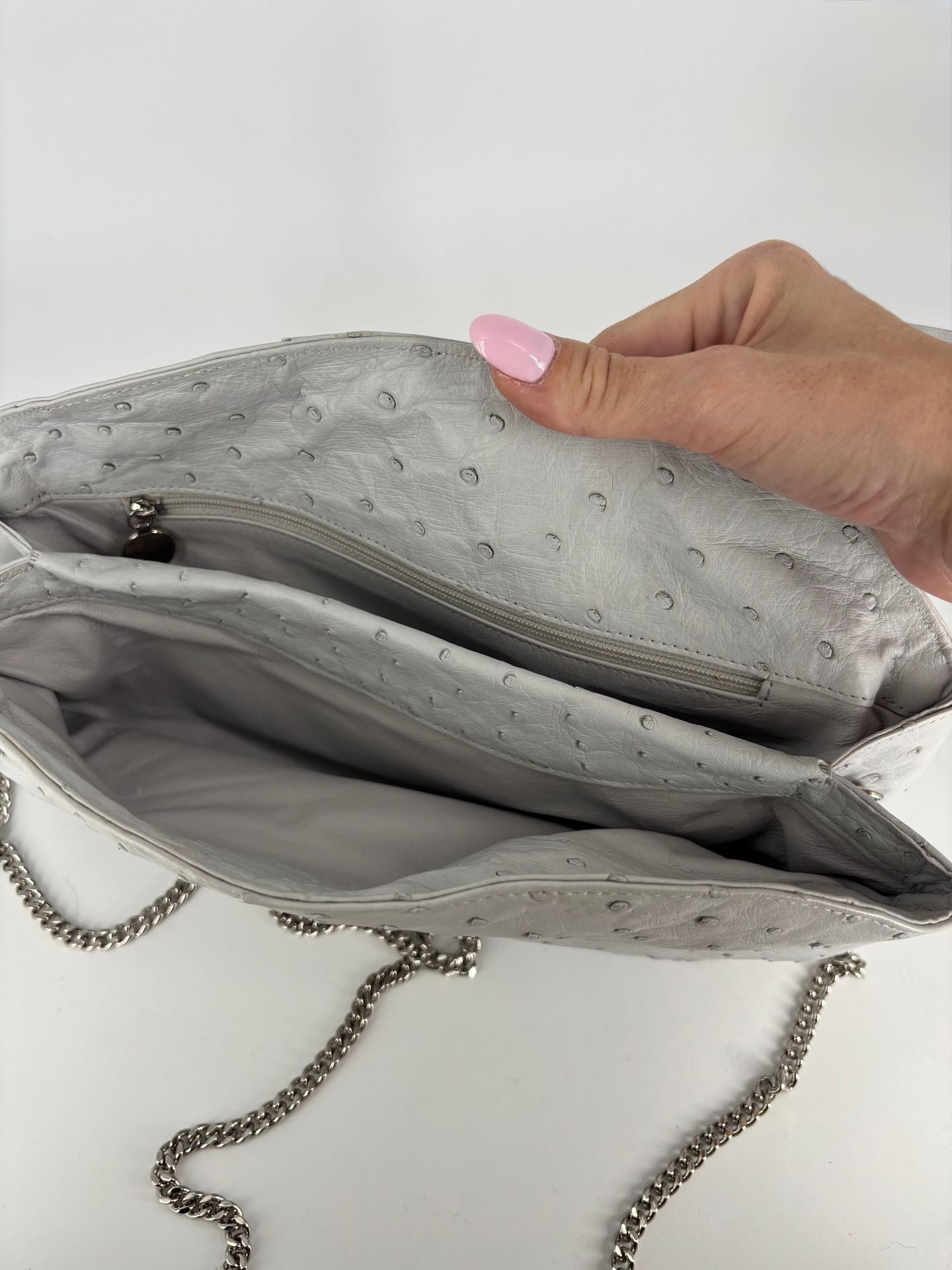 Sac Akris cuir d'autruche gris clair chaîne amovible – 30x17 cm-6