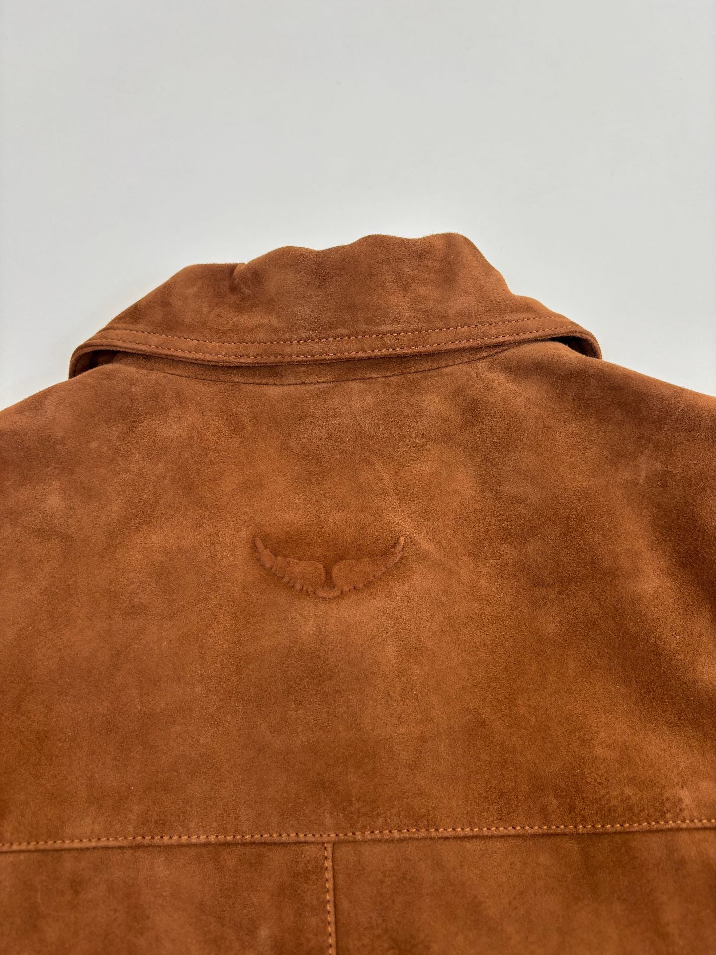 Veste Zadig & Voltaire cuir chèvre velours daim camel logo ailes embossé – T.L-8
