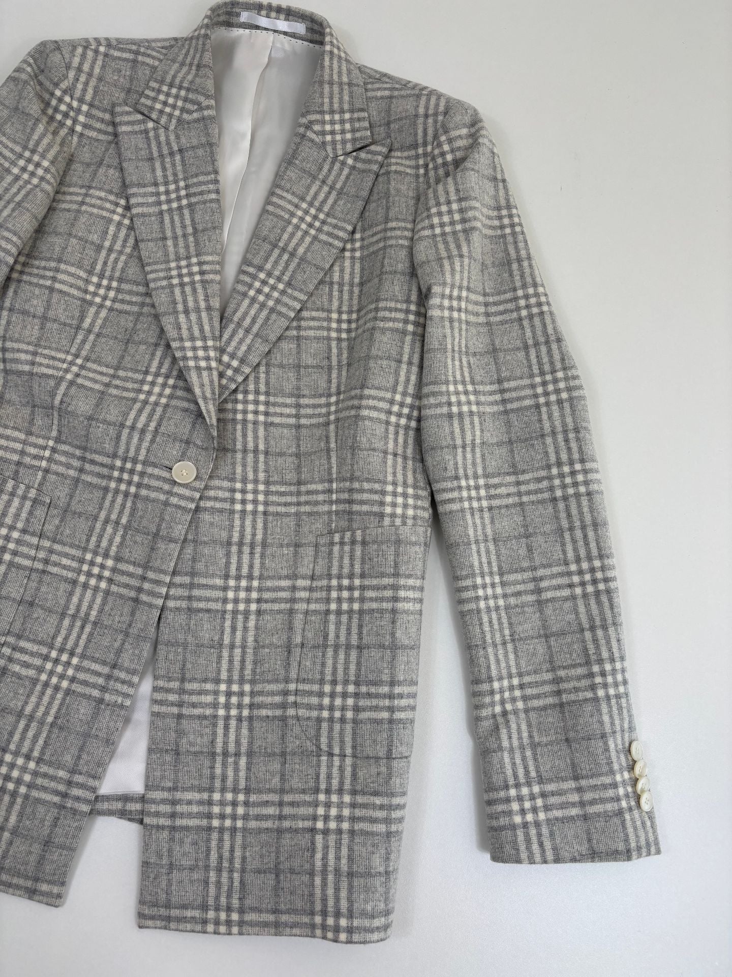 Blazer Crisoni Monte-Carlo laine Angelico carreaux gris écru revers pointus – T.42-3