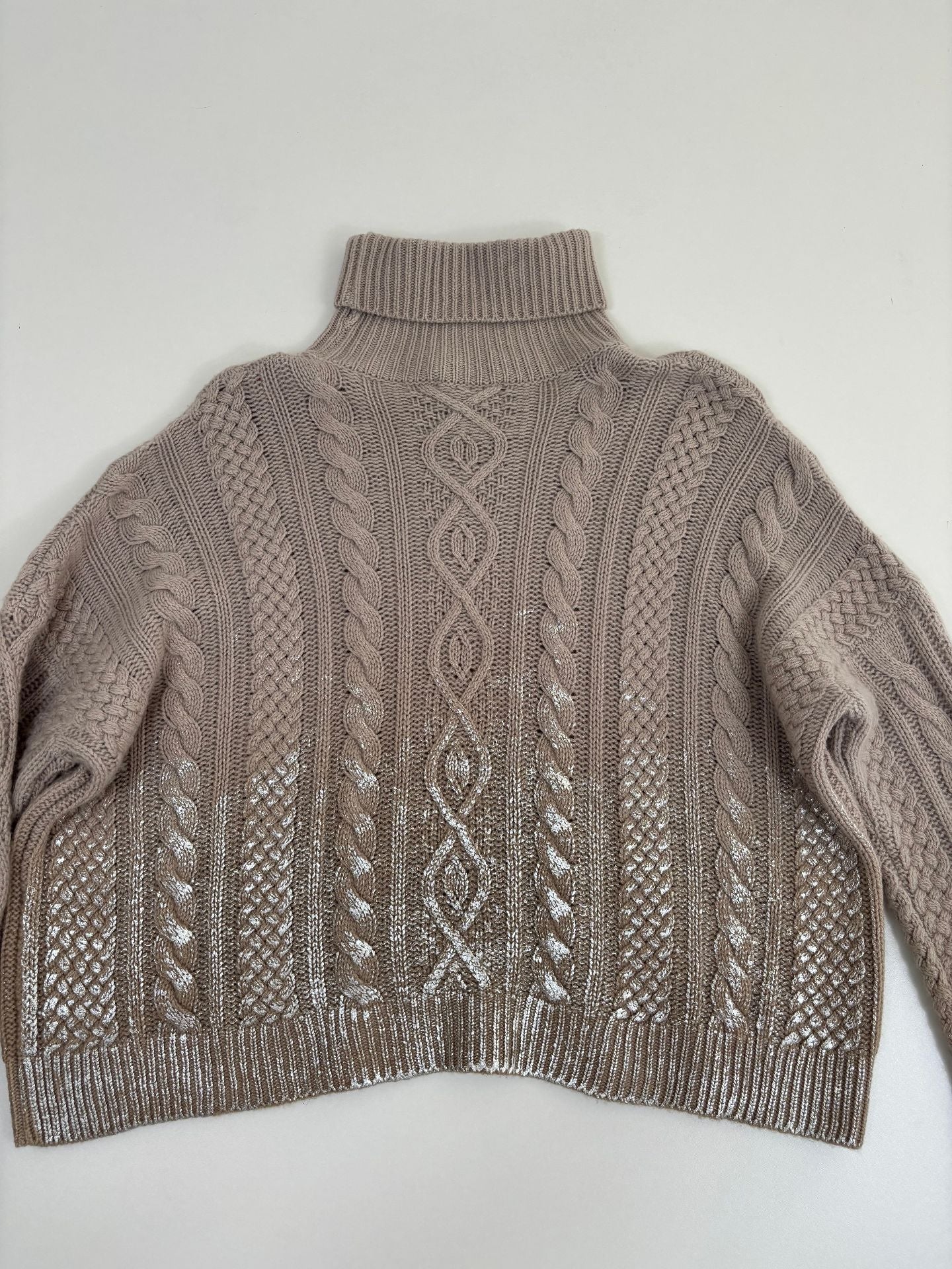 Pull col roulé Ralph Lauren Purple Label torsadé taupe dégradé argenté oversize – T.L-6