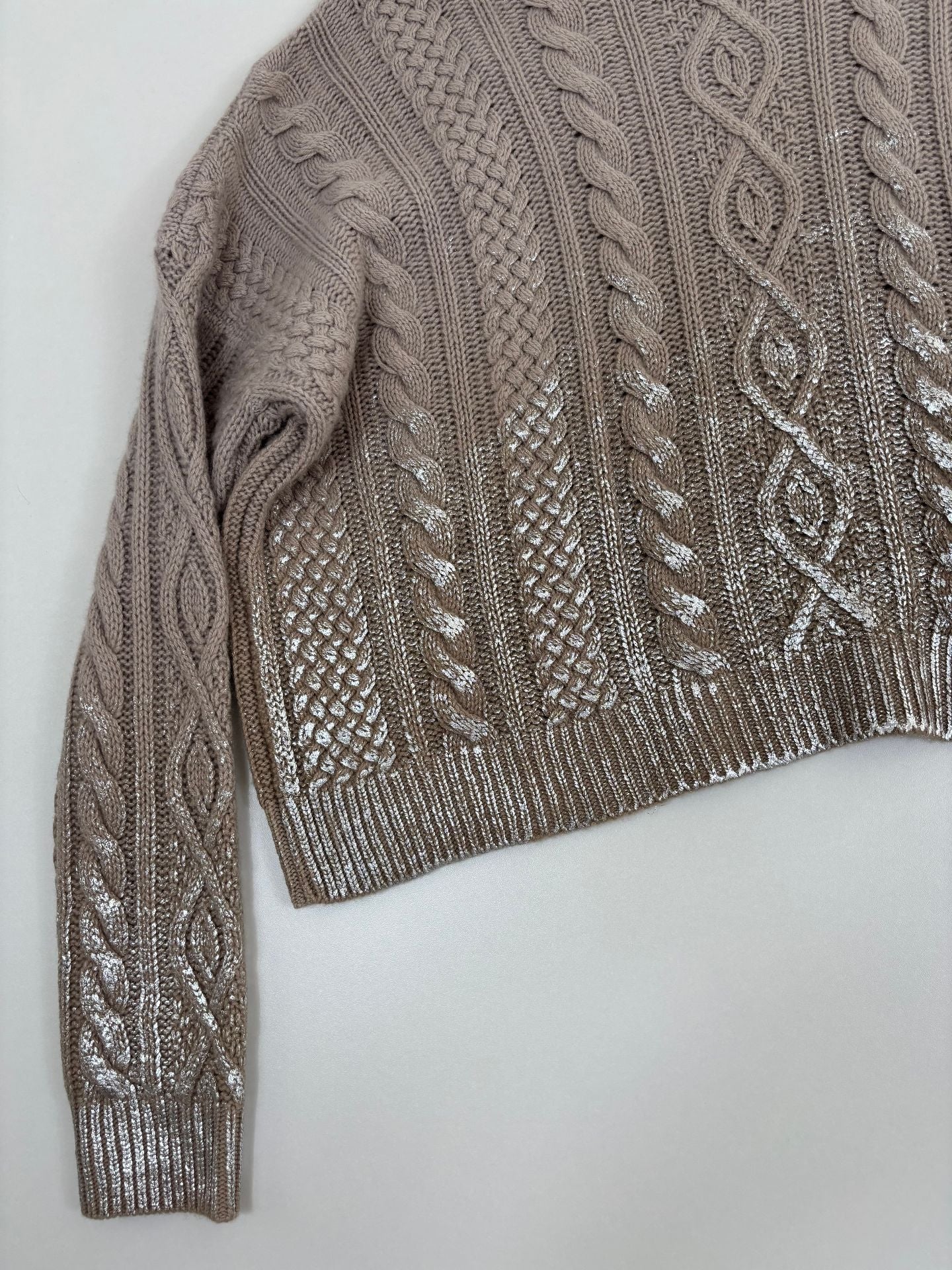 Pull col roulé Ralph Lauren Purple Label torsadé taupe dégradé argenté oversize – T.L-8