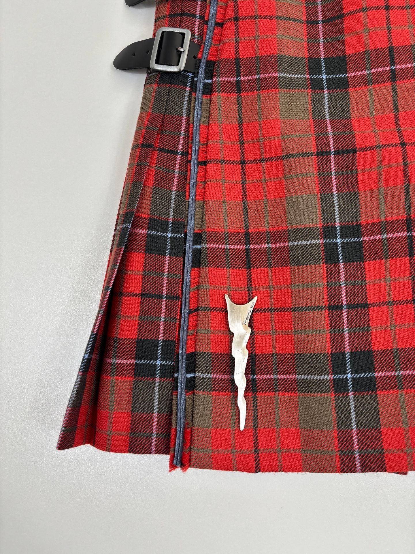 Kilt Harris Tweed 100% laine vierge tartan rouge kaki noir sangles cuir – T.38-2