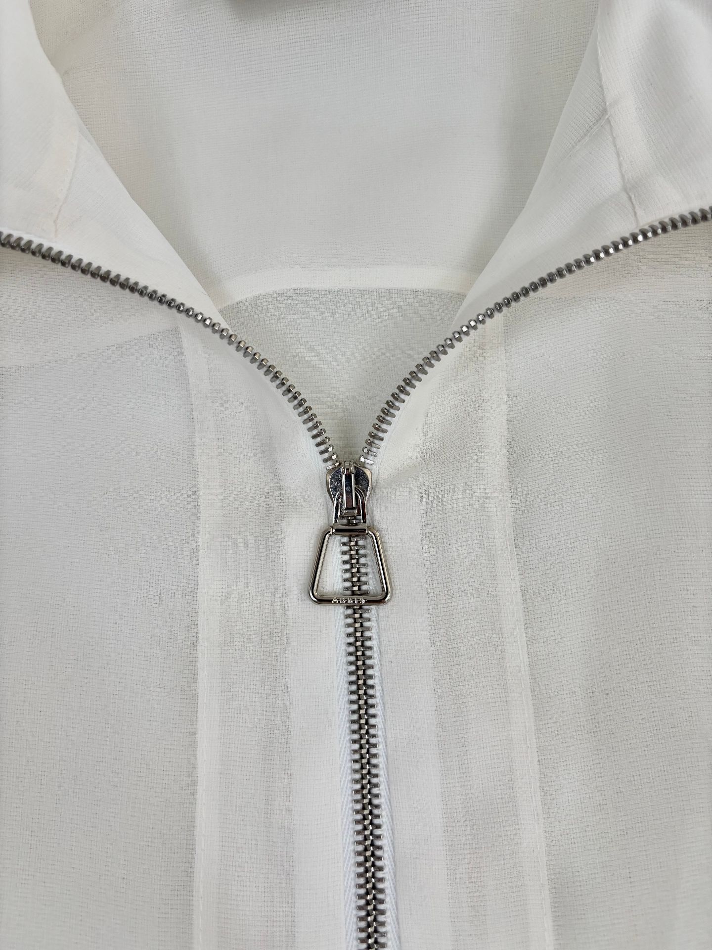 Veste Akris Philia en organza de soie blanc zippée – T.40-5