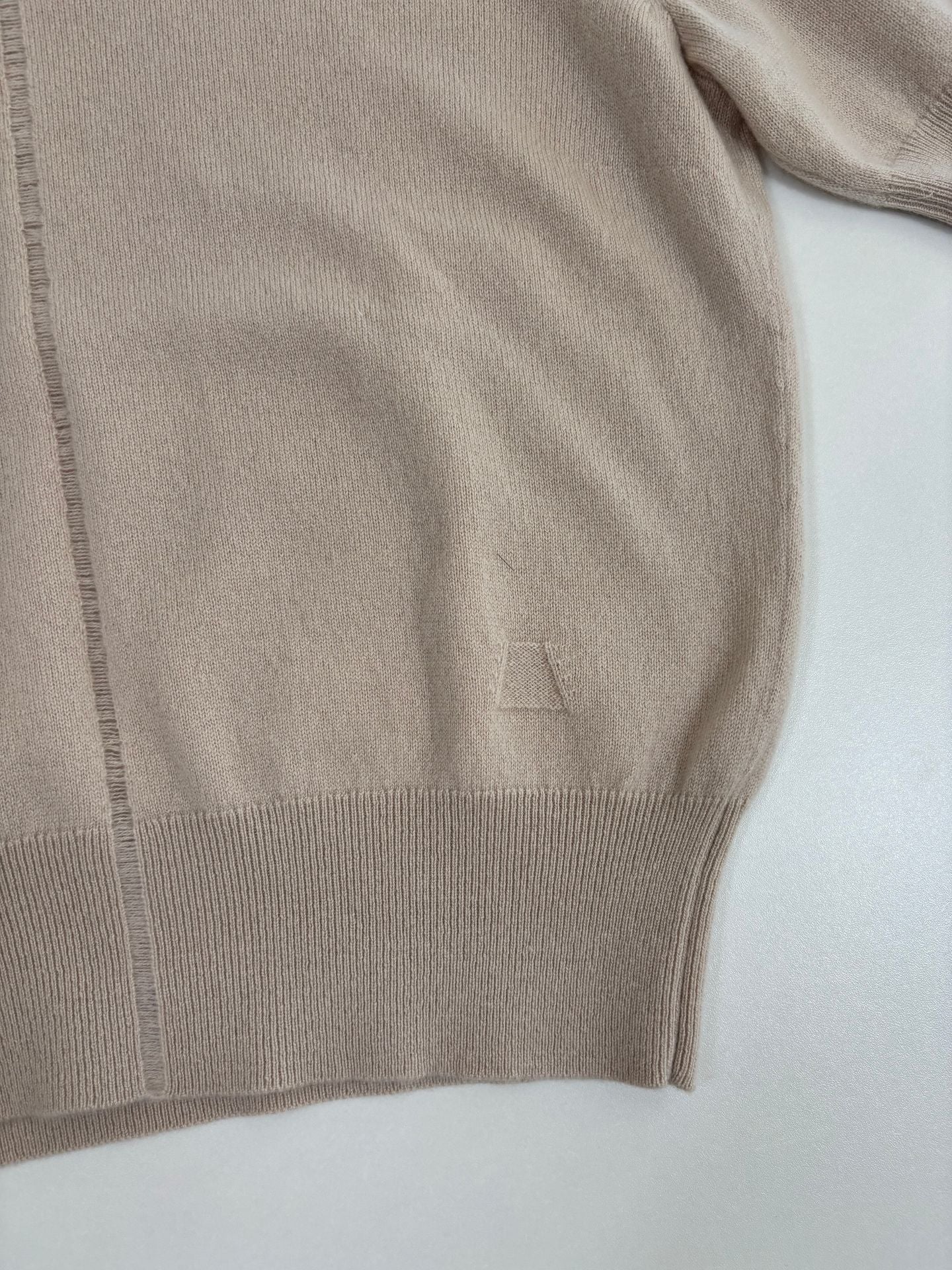 Pull manches courtes Akris 100% cachemire beige col montant ligne sheer – T.40-2