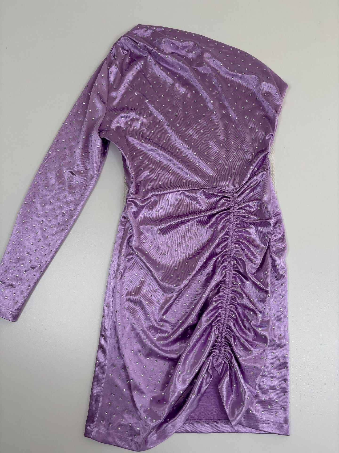 Robe Maje satin parme strass one shoulder asymétrique – T.38 – Neuve-2