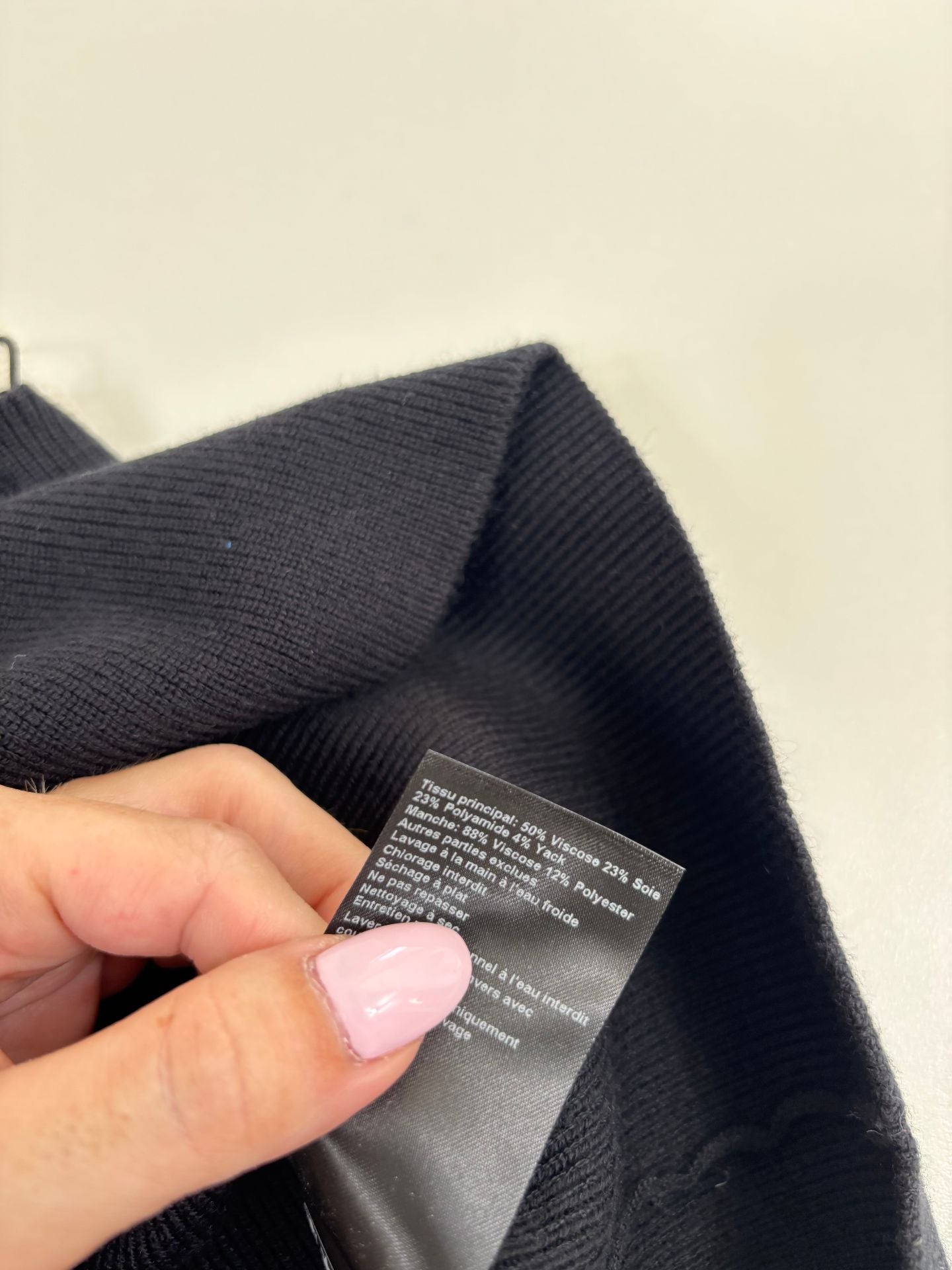 Pull asymétrique une épaule B&Sh maille soie noir – T.38 – Neuf-7