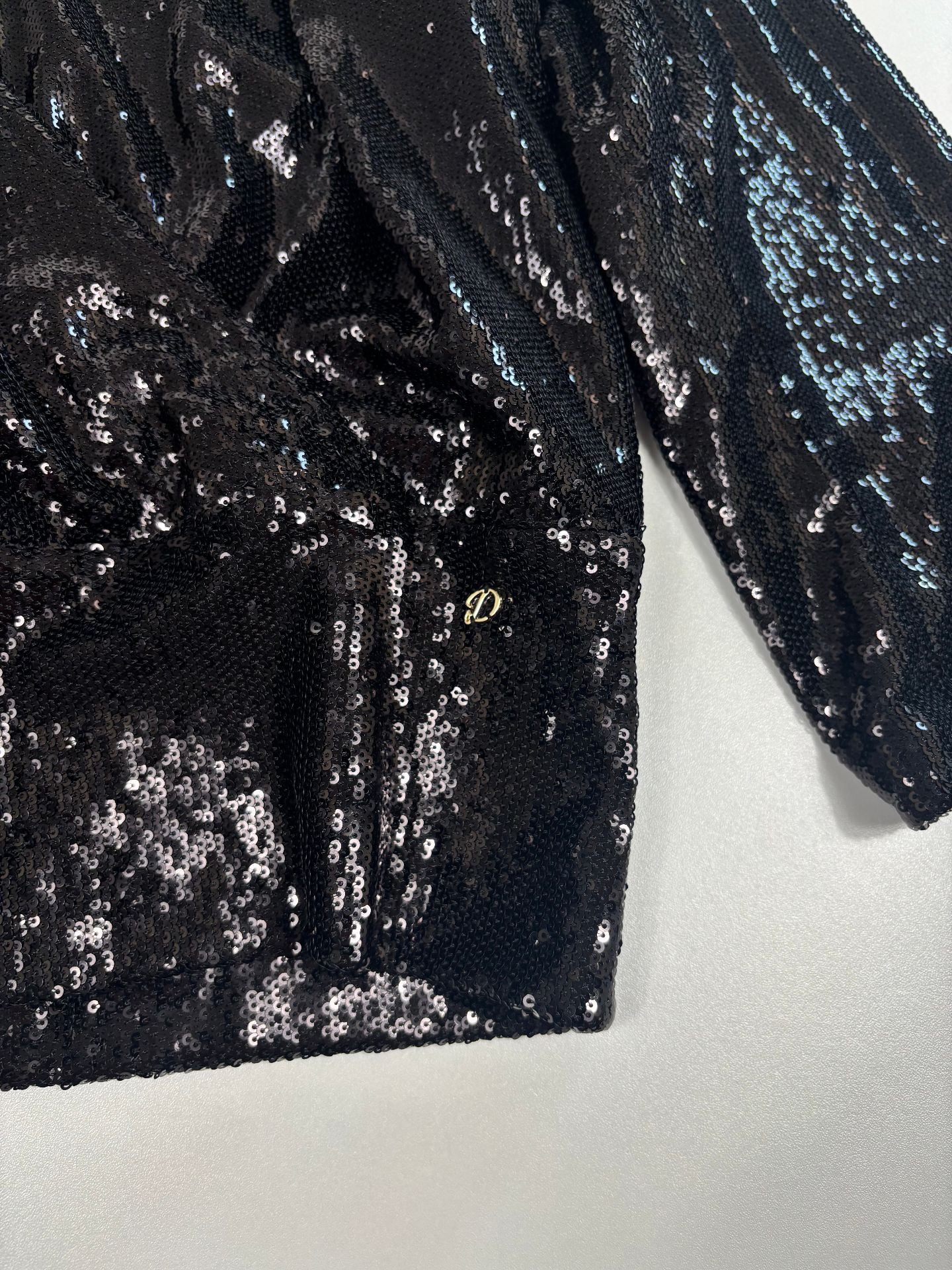 Haut LaDress by Simone Mara à sequins noirs cache-cœur – T.L-2