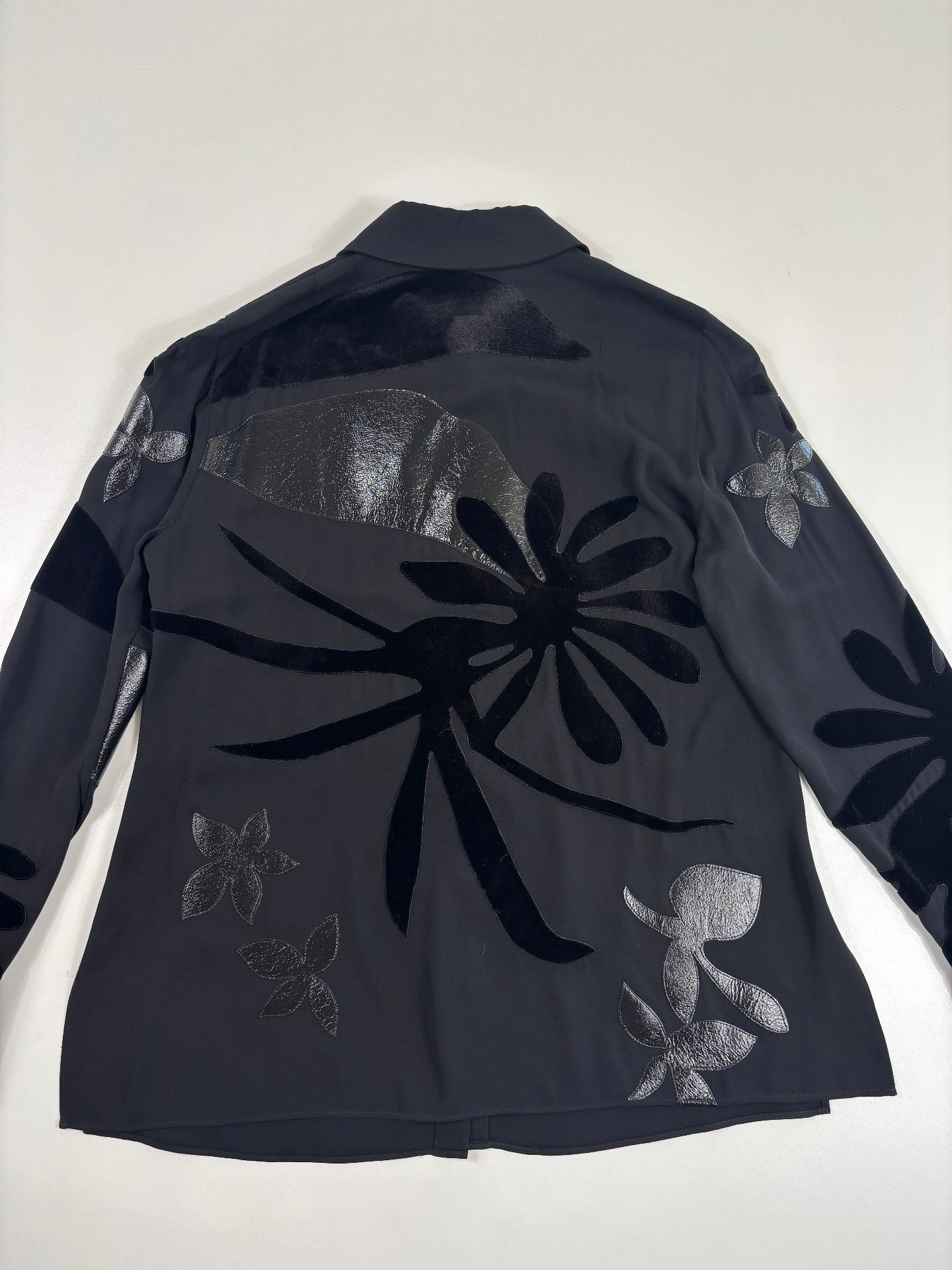 Blouse Akris soie crêpe collection Abraham Flowers floral archives empiècements cuir – T.44-7