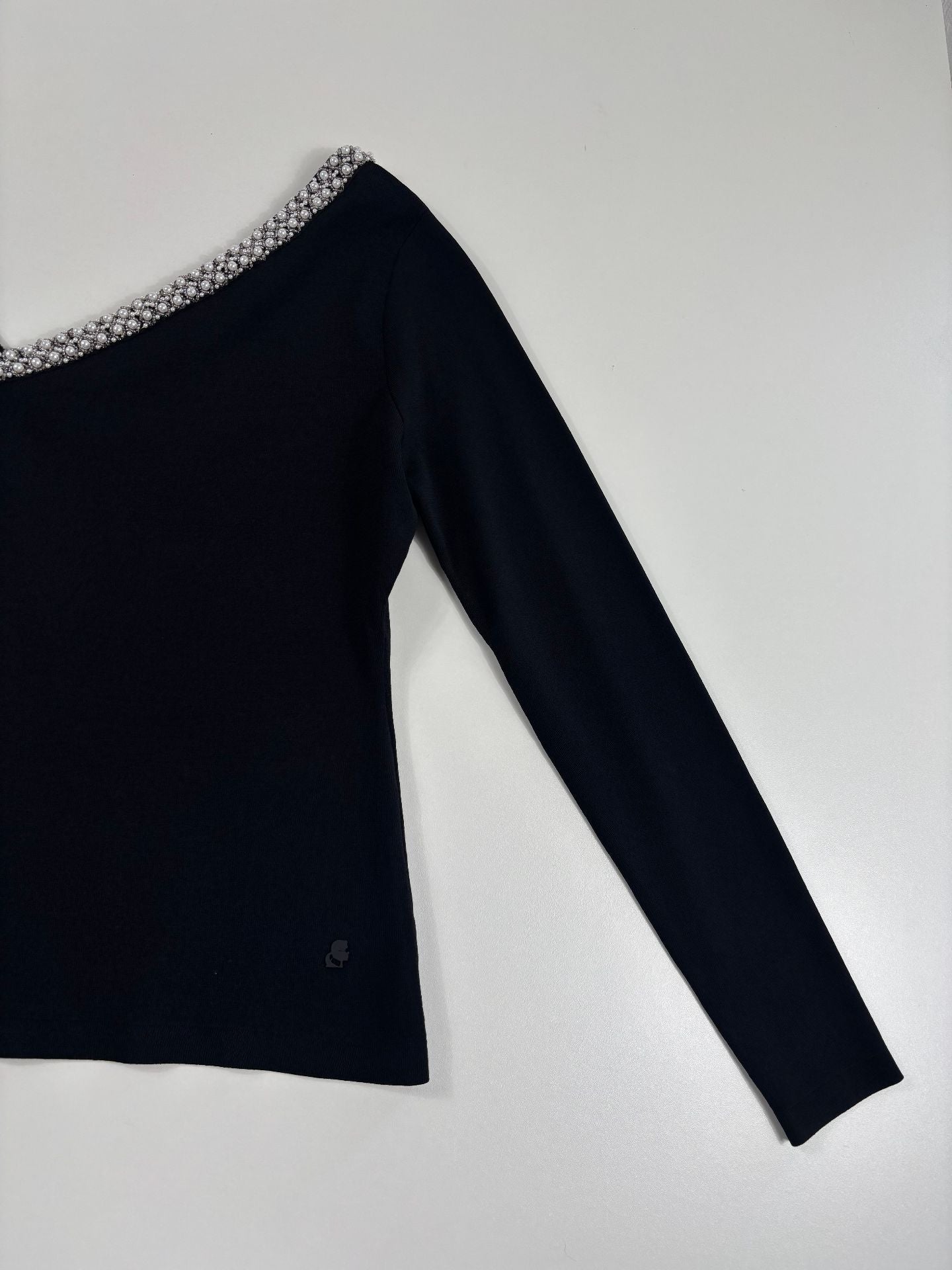 Top Karl Lagerfeld asymétrique une épaule maille noire perles strass – T.M-2