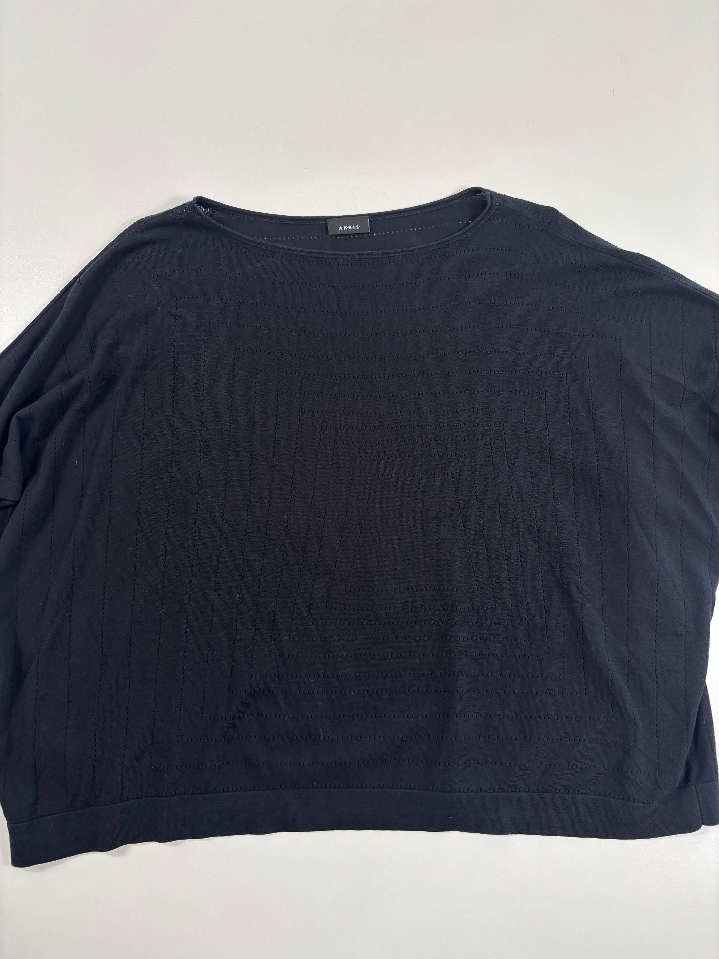 Top Akris col bateau oversize noir ajourées manches courtes – T.36-3
