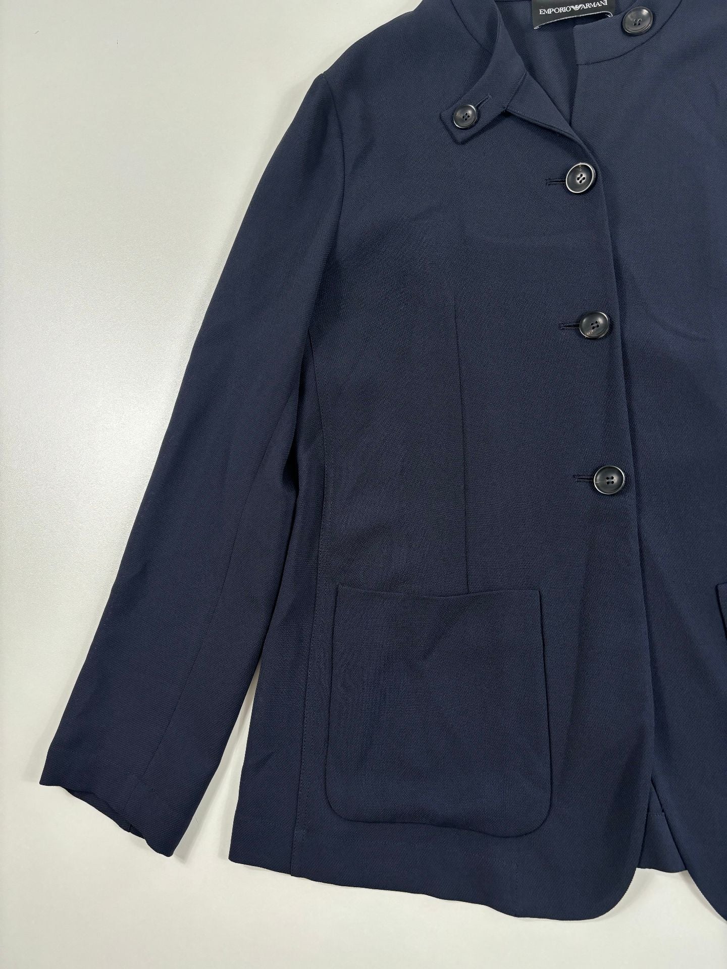 Veste Emporio Armani crêpe bleu marine col officier 4 boutons poches plaquées – T.40-3