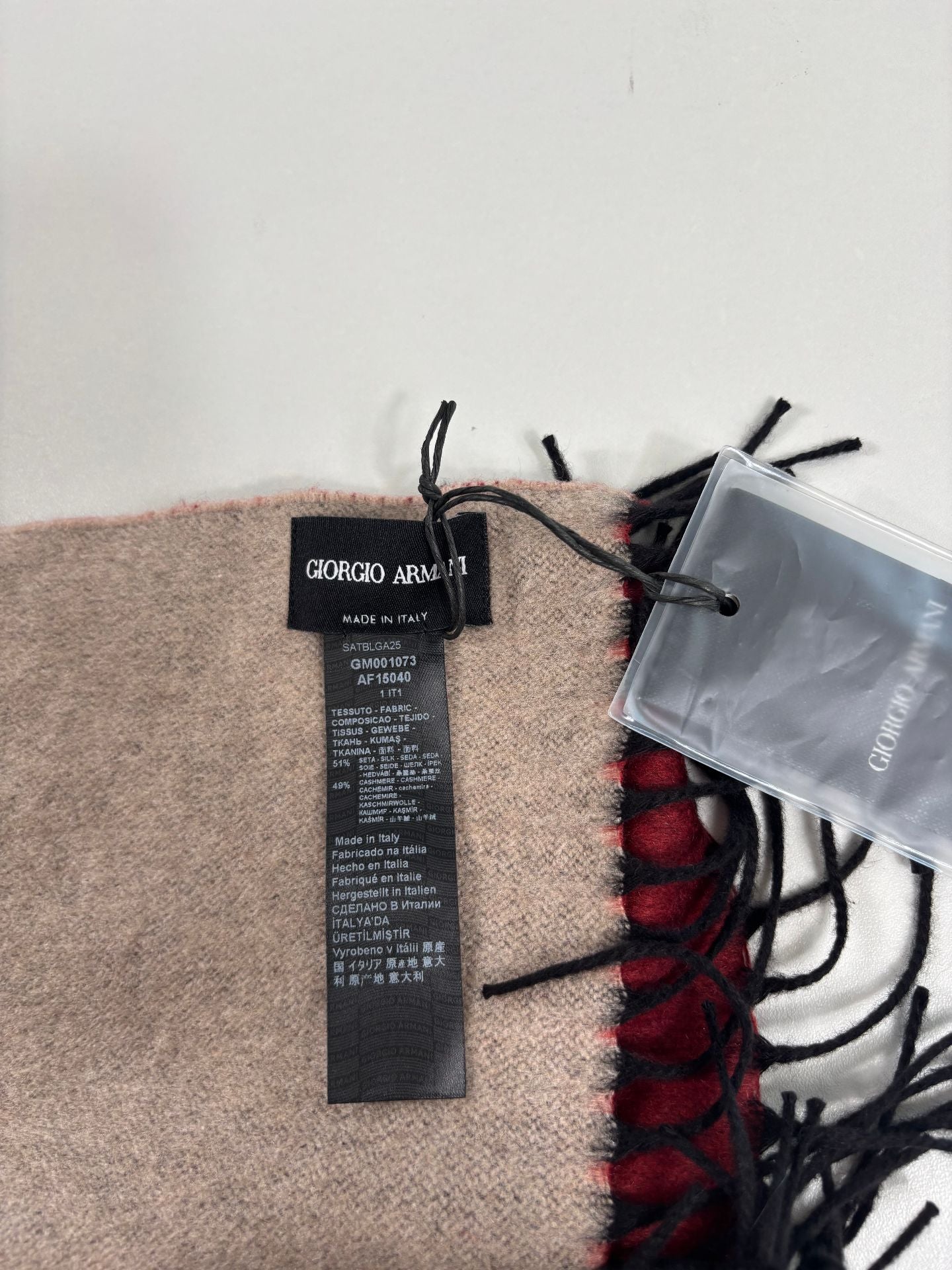 Étole Giorgio Armani double face soie cachemire beige bordeaux – 190×140 cm-2