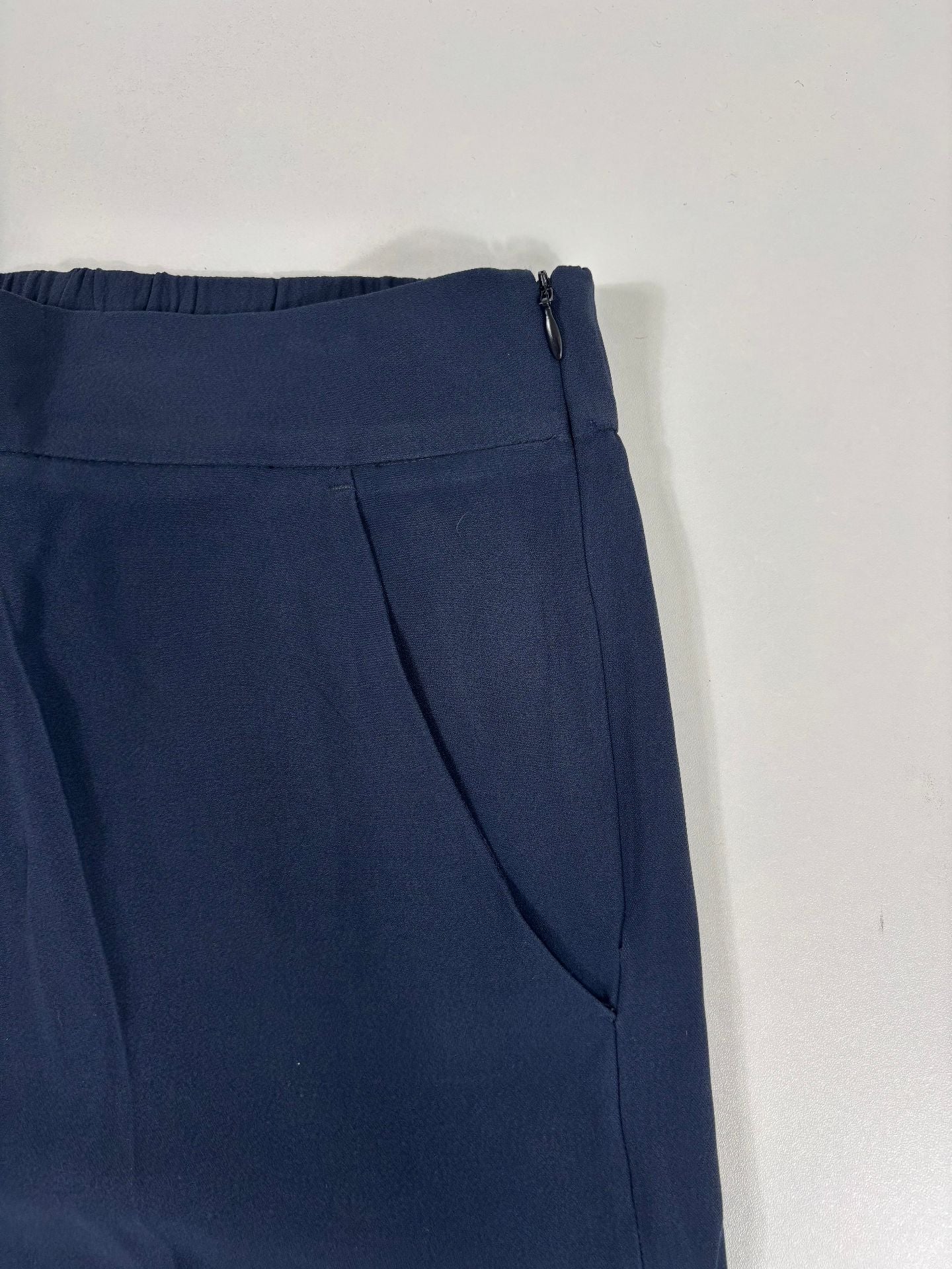 Pantalon Akris bleu marine taille haute coutures apparentes – T.40-3