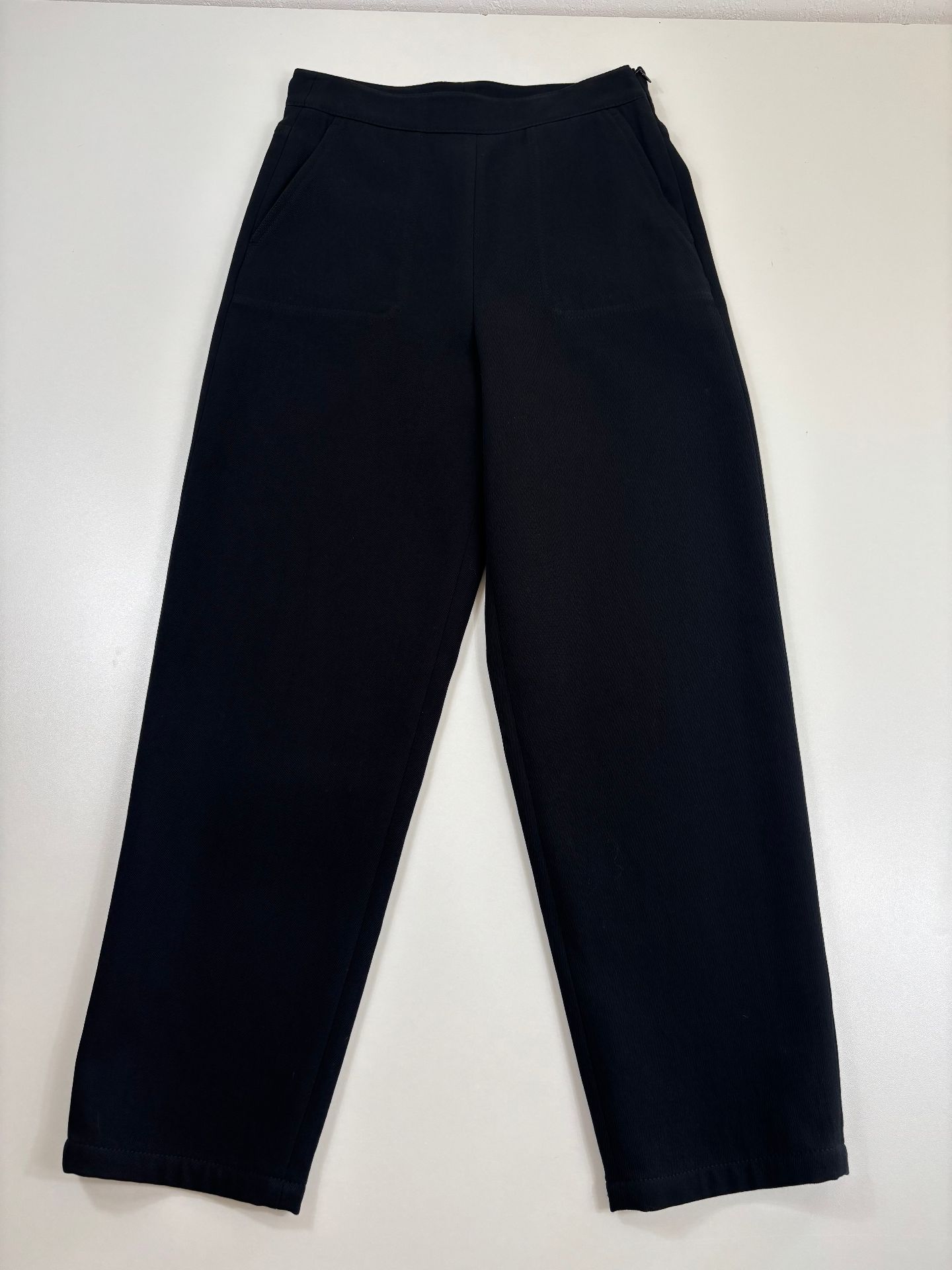 Pantalon Akris en coton noir coupe droite – T.38-2