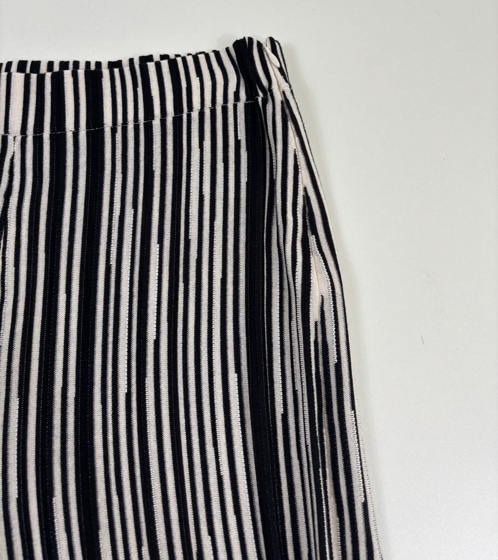 Pantalon palazzo Akris en coton rayé noir & écru – T.38-3