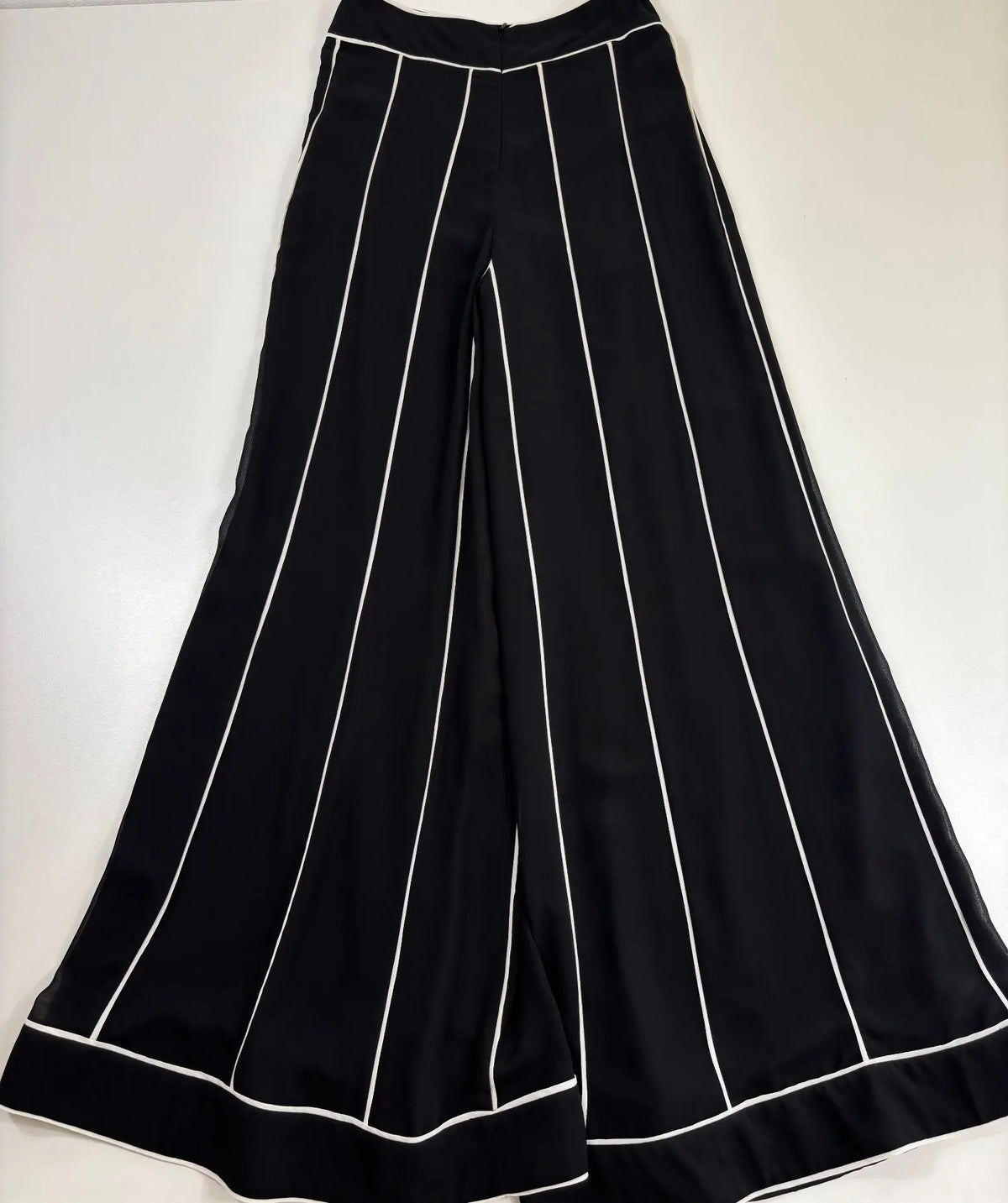 Ensemble Edward Achour Paris en soie noir & blanc – T.40 Edward Achour Paris