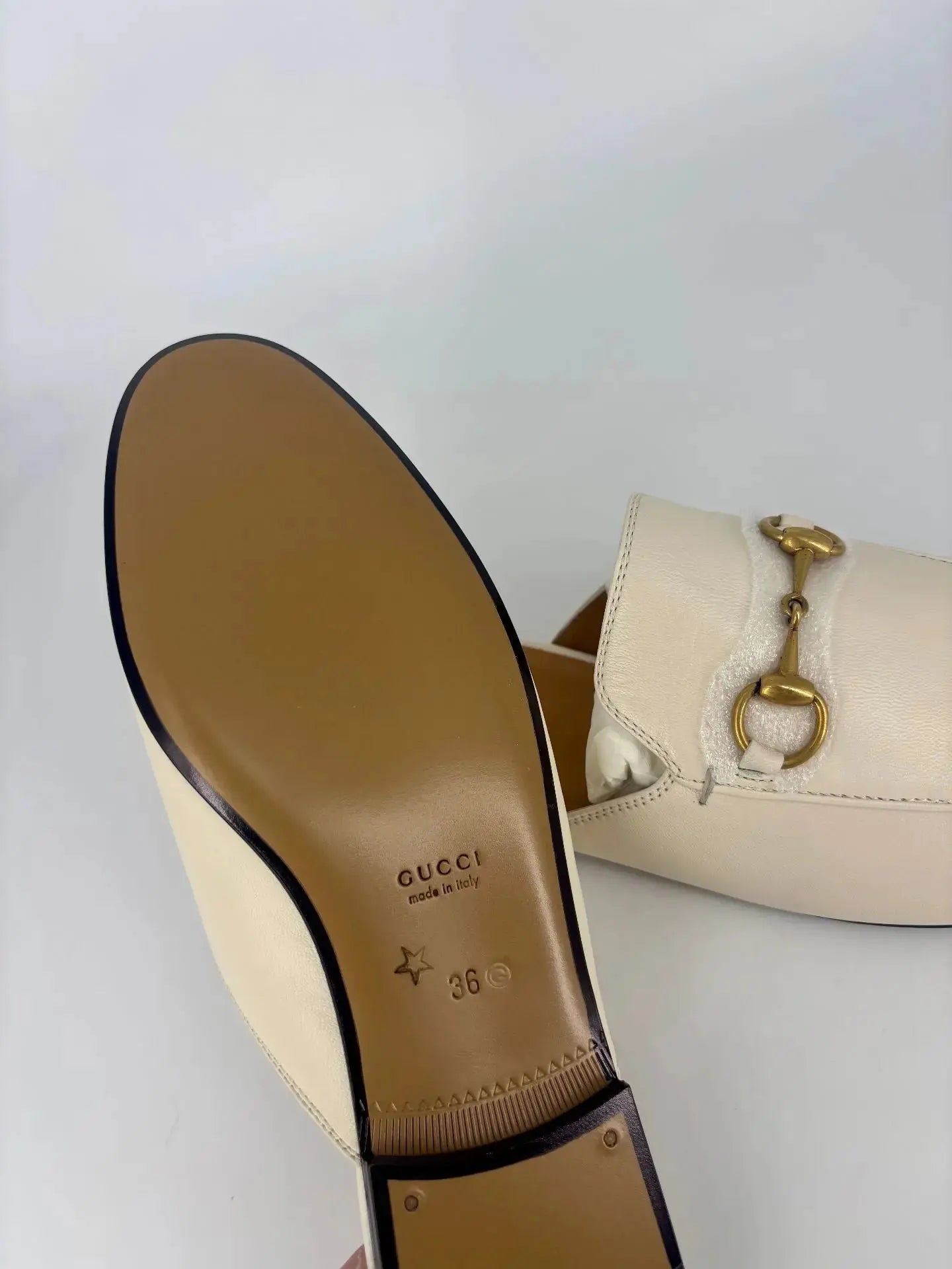 Mules Gucci Princetown en cuir blanc – T.36 Gucci