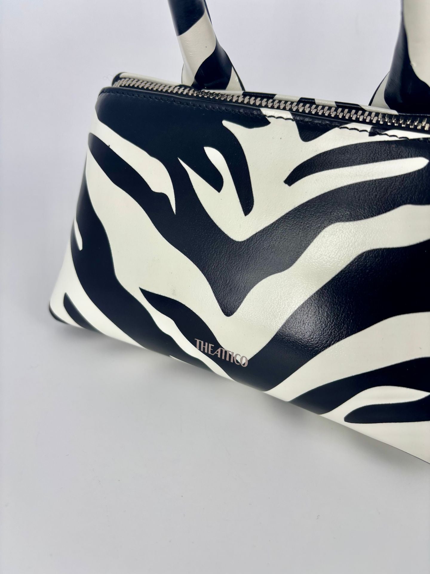 Sac bandoulière zèbre – The Attico-7