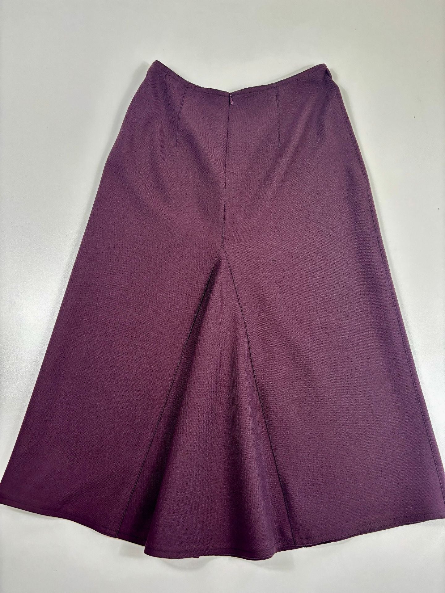 Jupe midi évasée crêpe prune coutures en V godets coupe architecturale – DidierAngelo – Taille 38/40-5