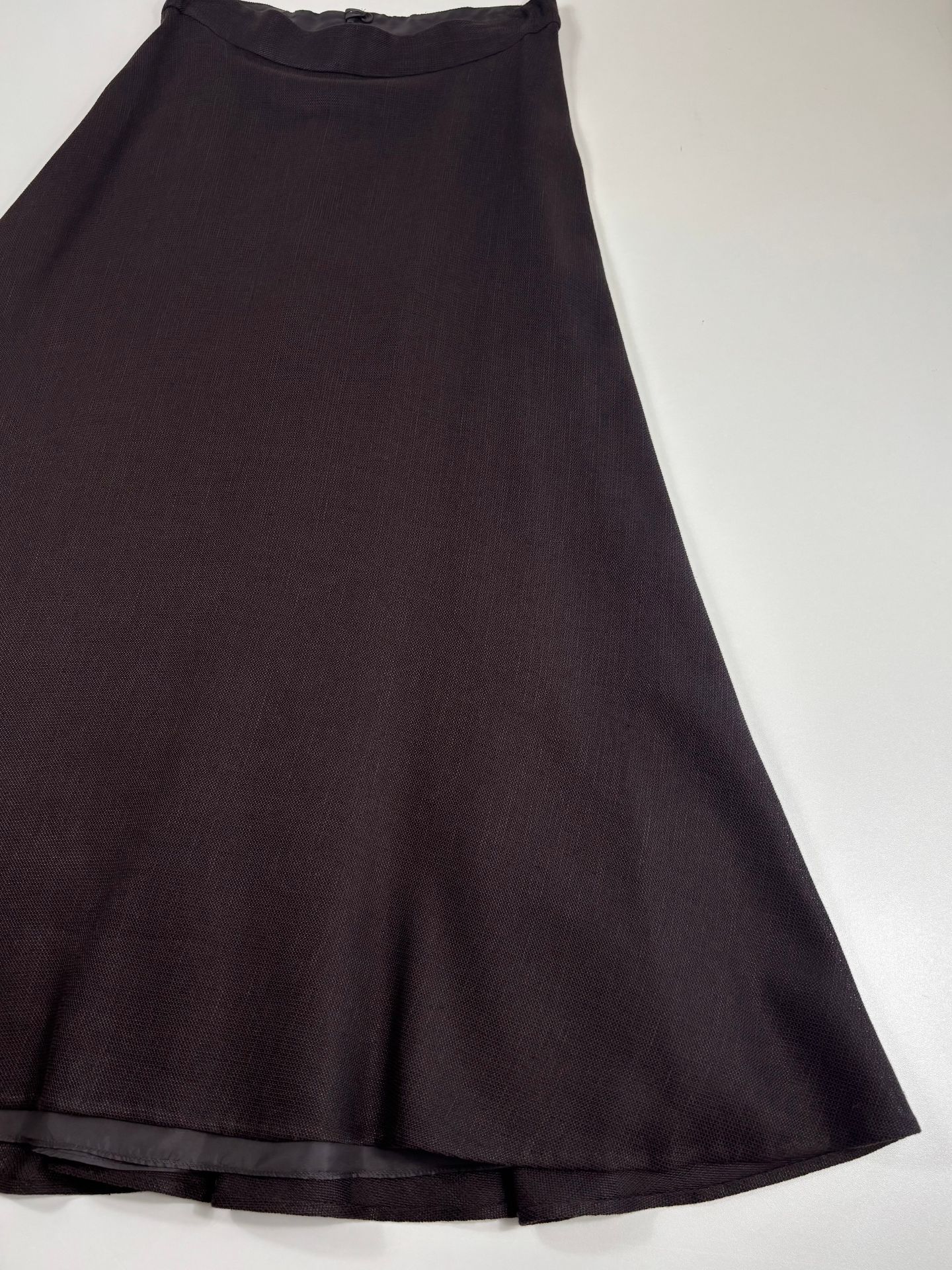 Jupe midi évasée tissage ouvert ajouré marron semi-transparent – Akris – Taille 40-3