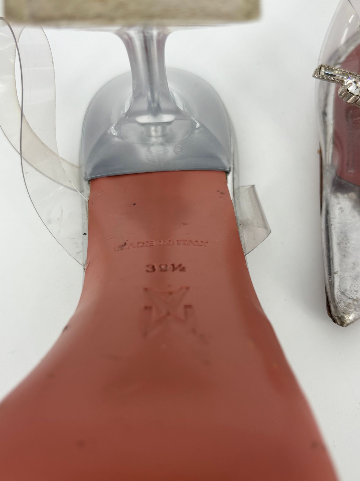 Escarpins PVC transparent & argenté – Amina Muaddi – Taille 39,5-8