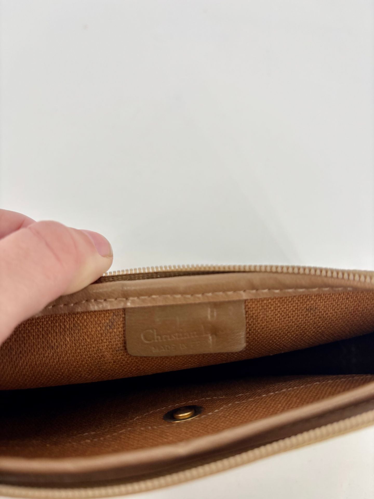 Honeycomb beige/brown pouch – Christian Dior vintage-5