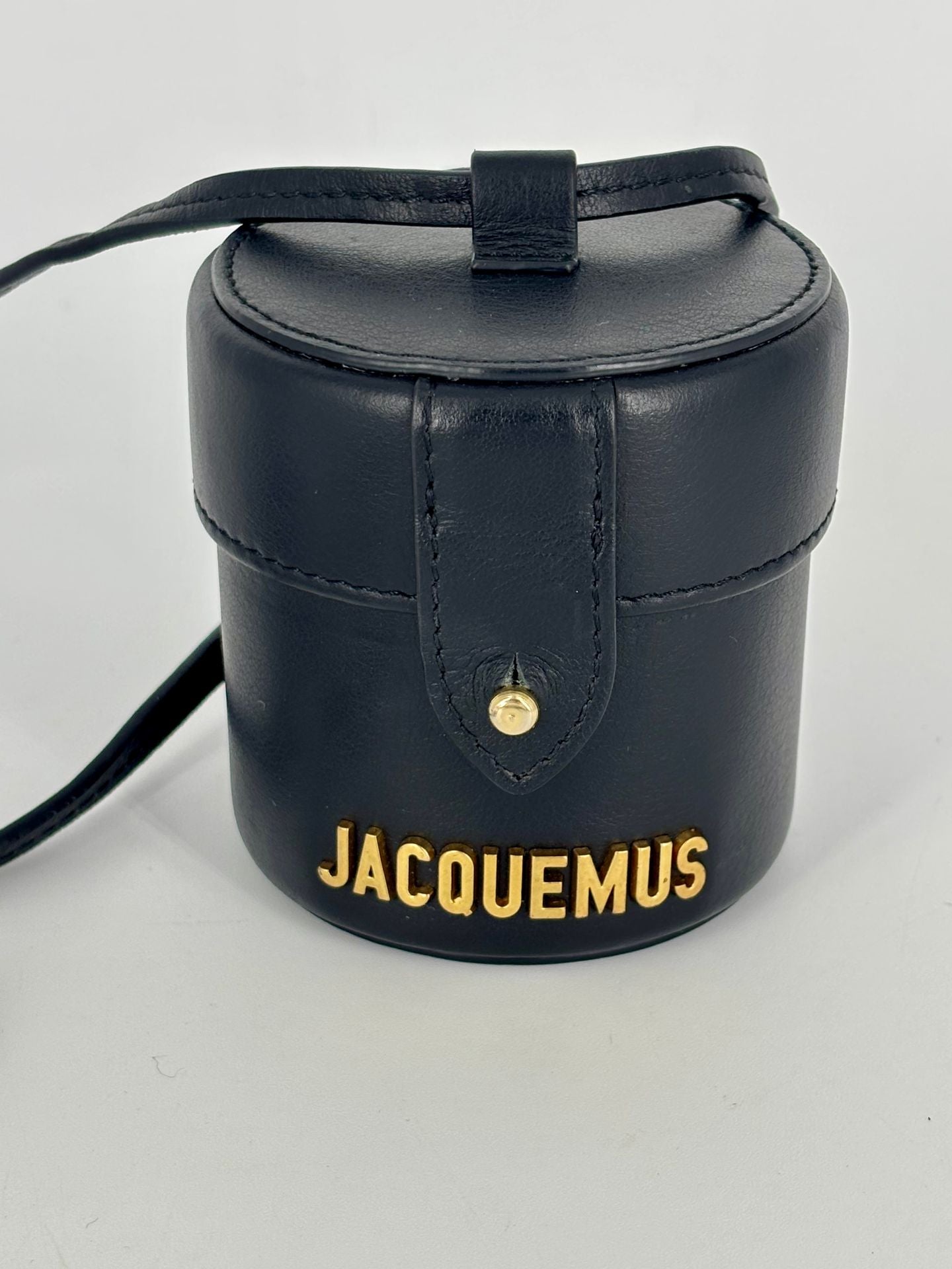 Mini Le Vanity bag in black – Jacquemus-2