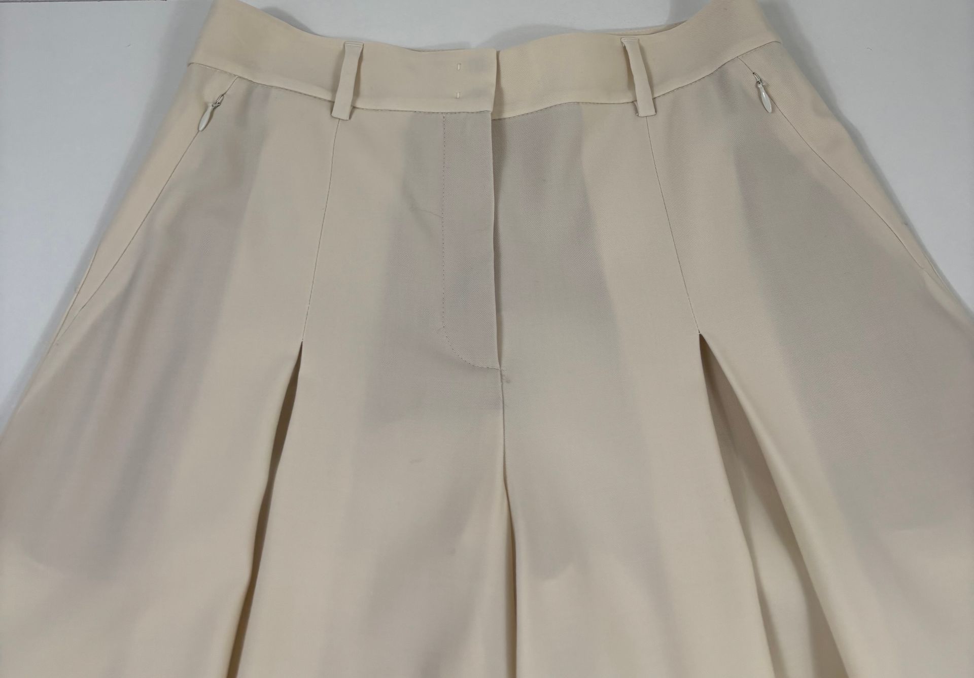 Pantalon Akris Cassie en laine blanc cassé coupe palazzo – T.36-4