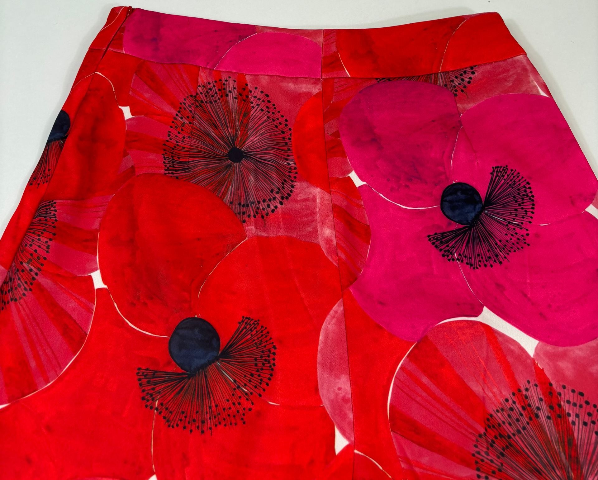 Pantalon Akris Florine imprimé coquelicots coupe droite – Taille 38-10