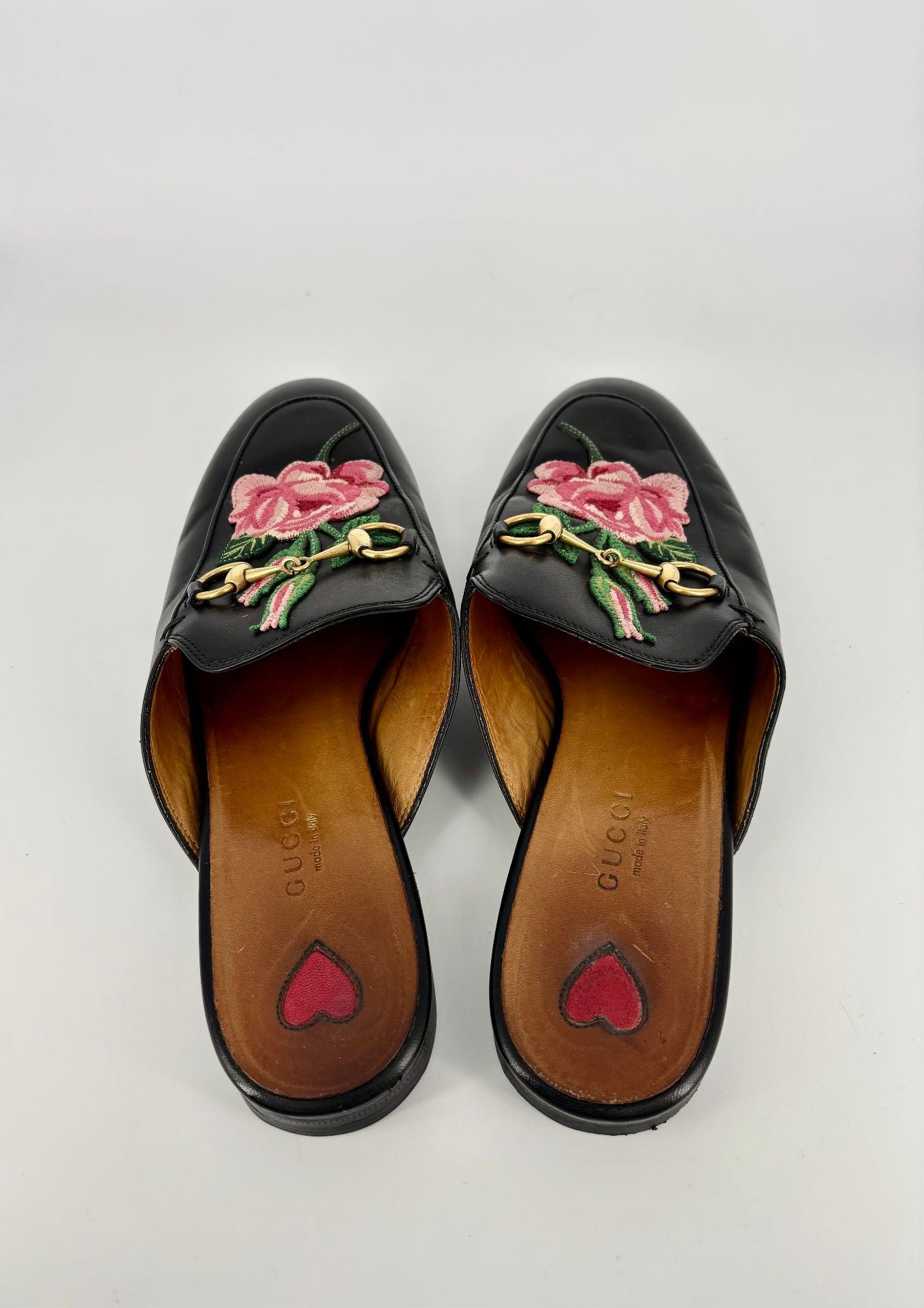 Gucci Black Embroidered Leather Princetown Mules – Size 38-5