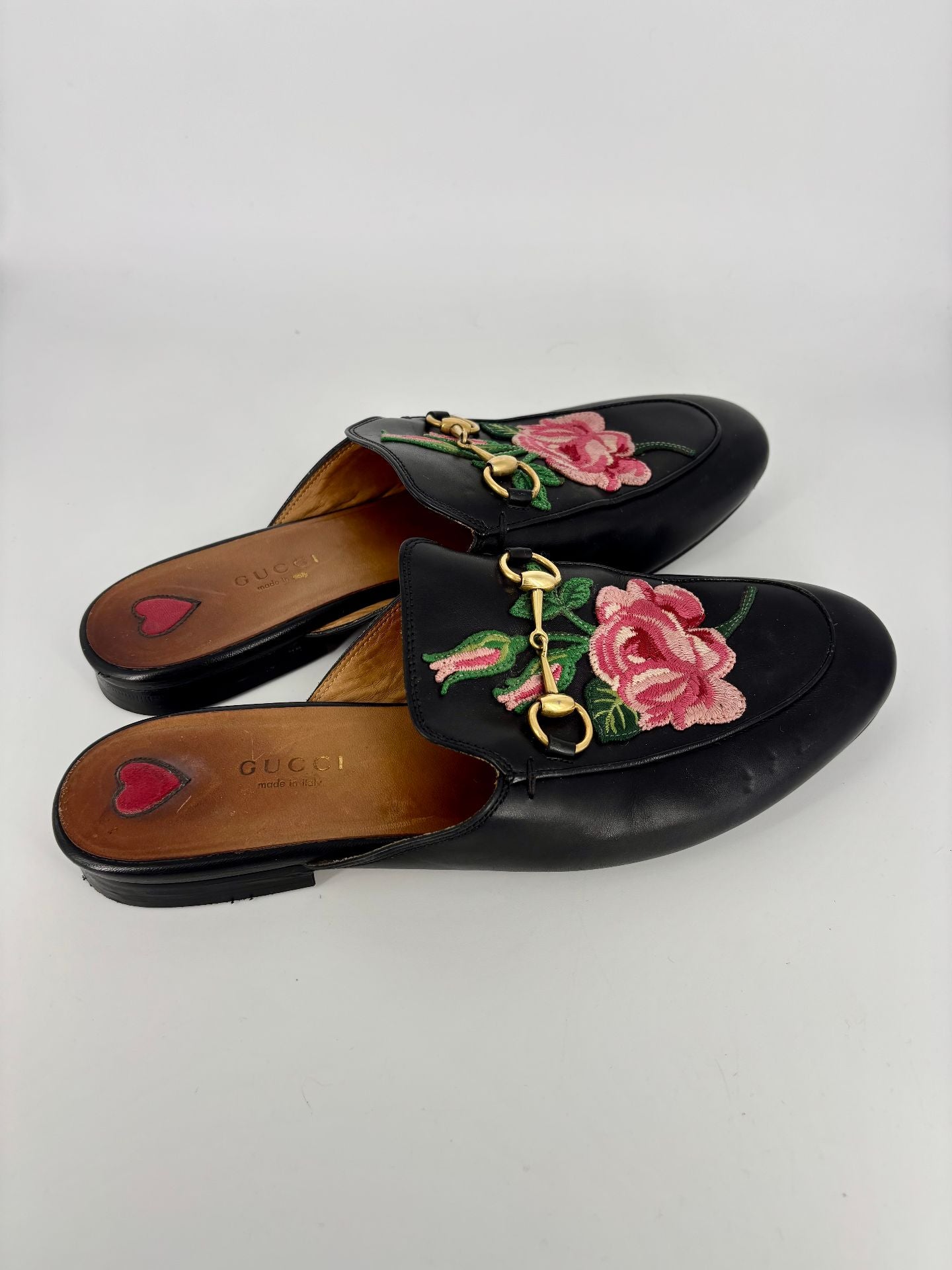 Gucci Black Embroidered Leather Princetown Mules – Size 38-6