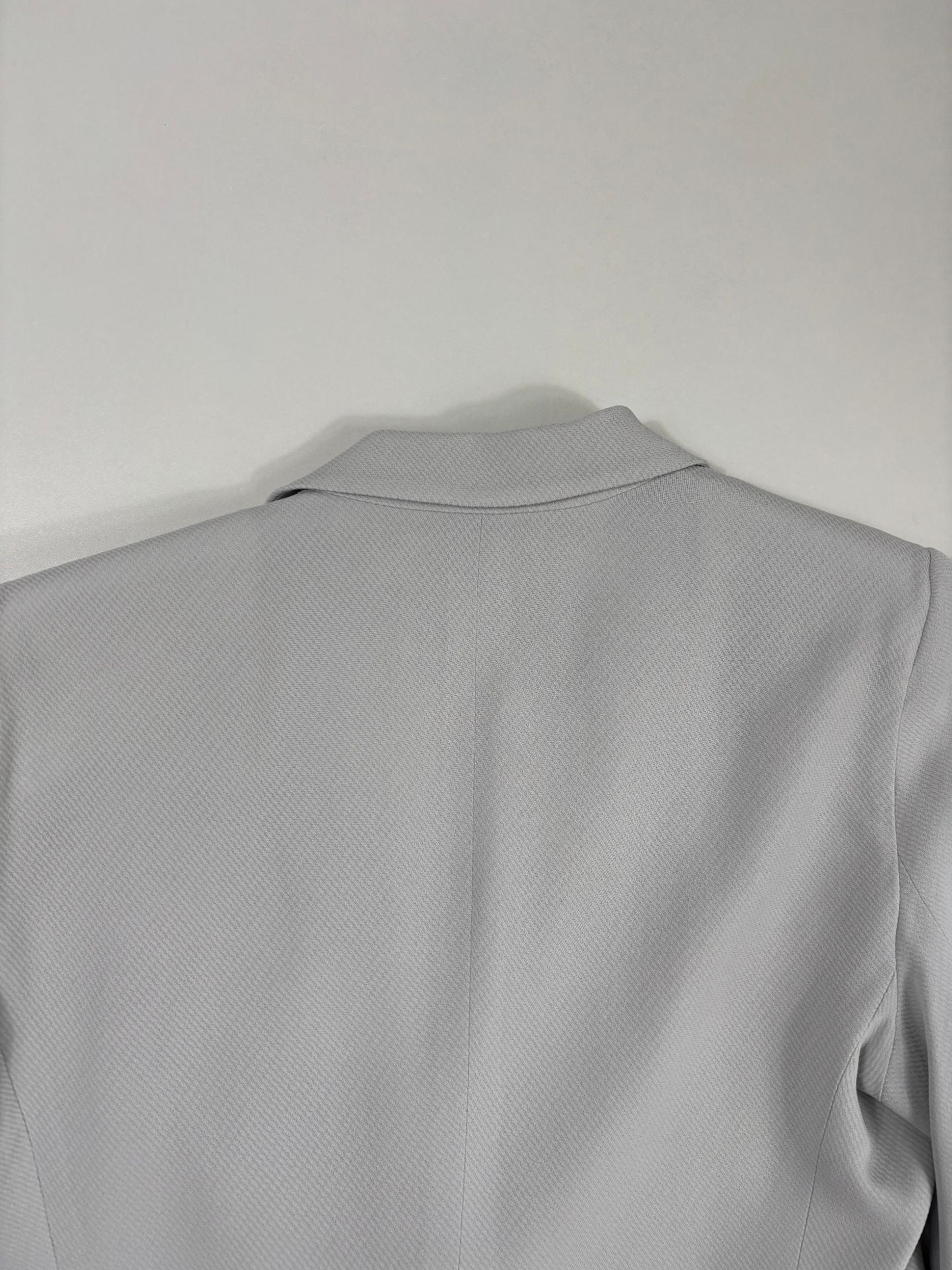 Blazer Icon gris perle texturé asymétrique – Emporio Armani – Taille 42-9