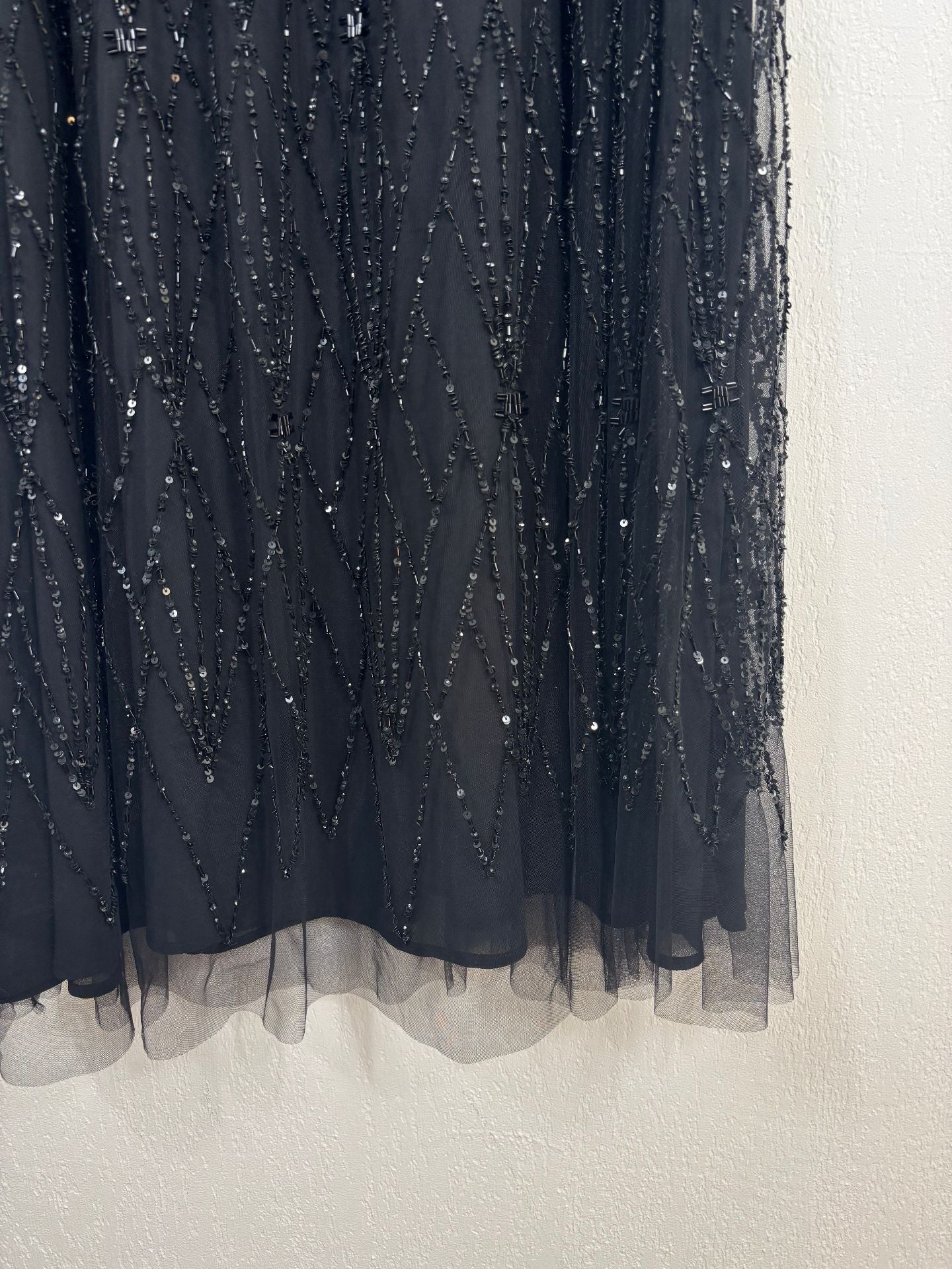 Jupe longue Elisabetta Franchi en tulle brodé noir à sequins – T.M-3