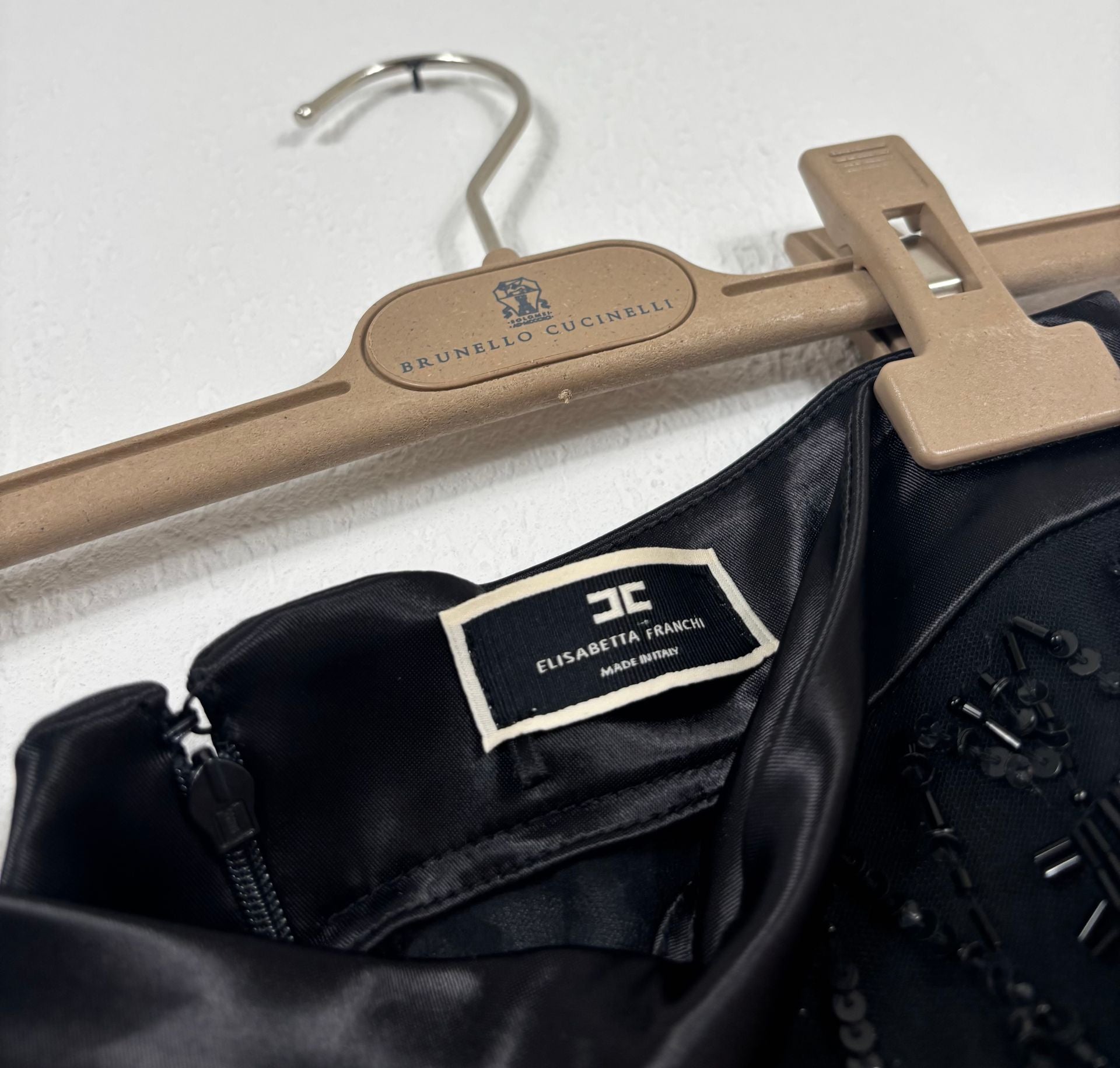 Jupe longue Elisabetta Franchi en tulle brodé noir à sequins – T.M-5