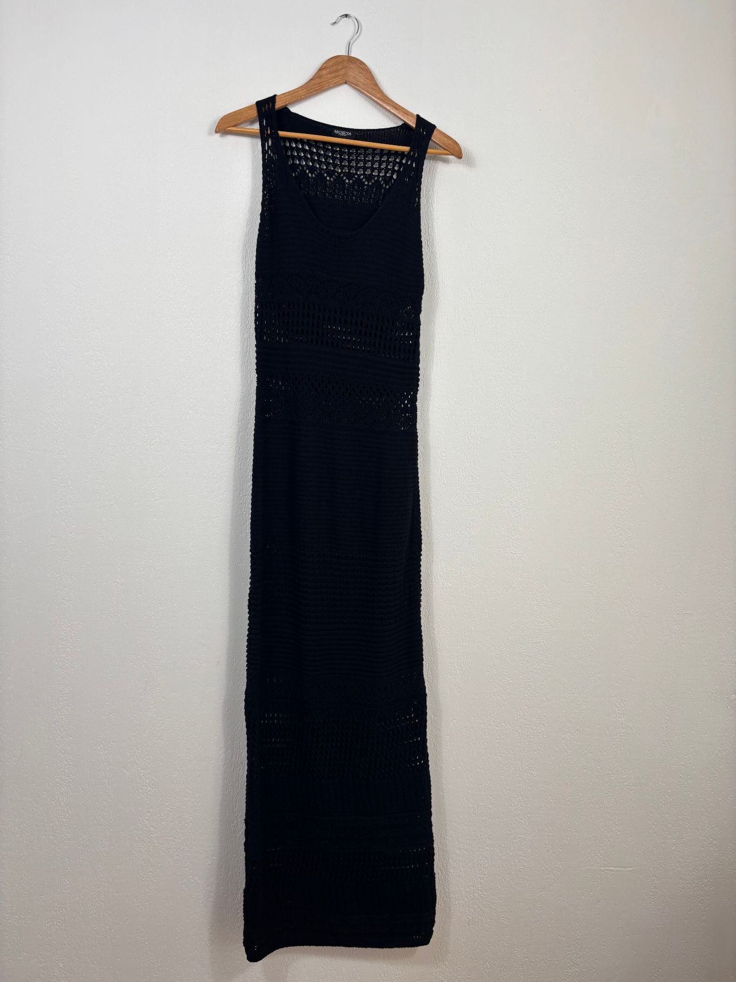 Robe longue Moeva en maille ajourée noire – Taille unique-2