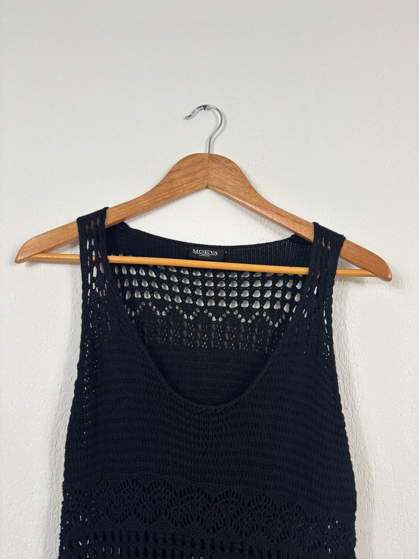 Robe longue Moeva en maille ajourée noire – Taille unique-4