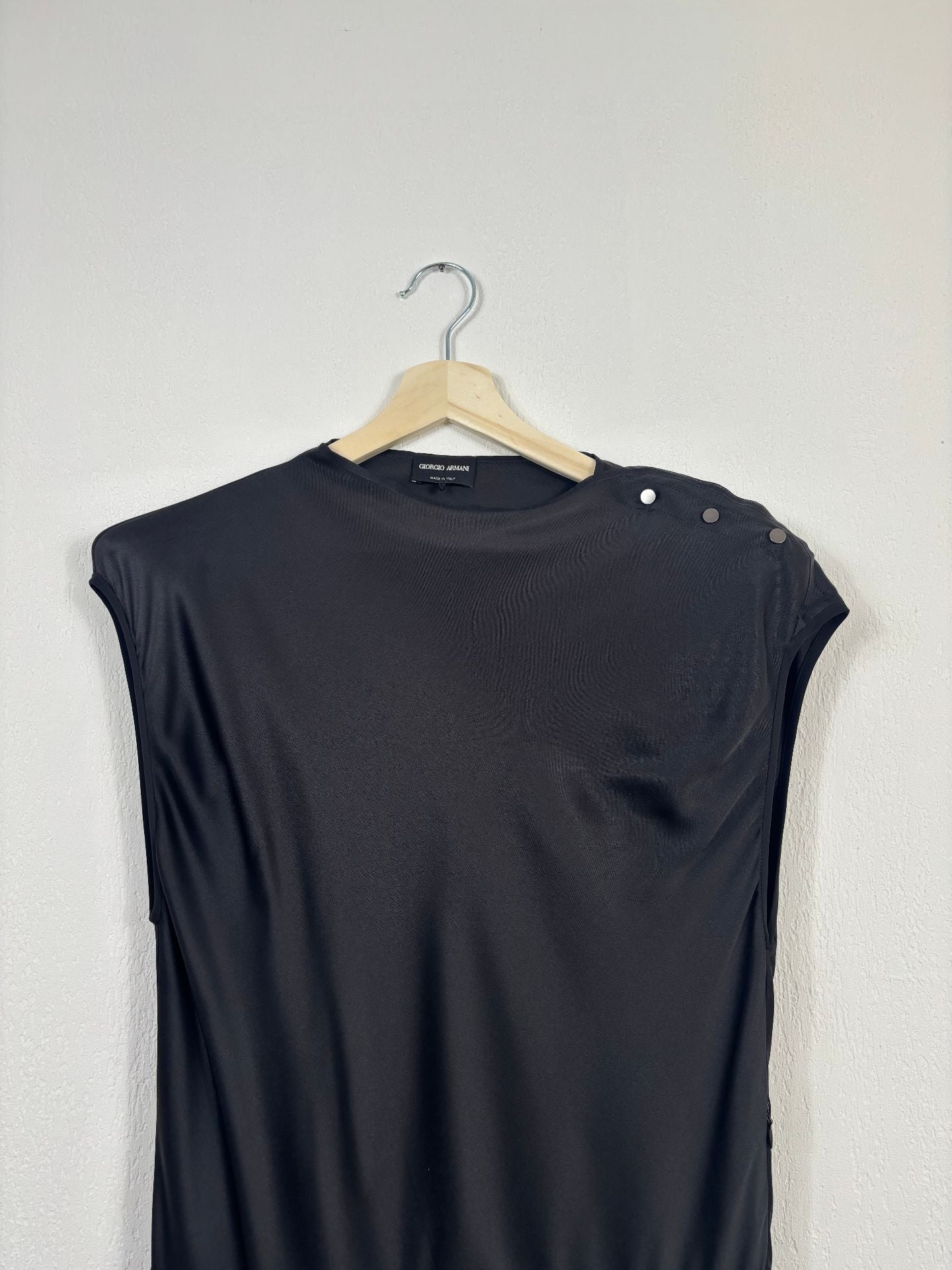 Robe longue Giorgio Armani en satin de soie noir – T.L-3